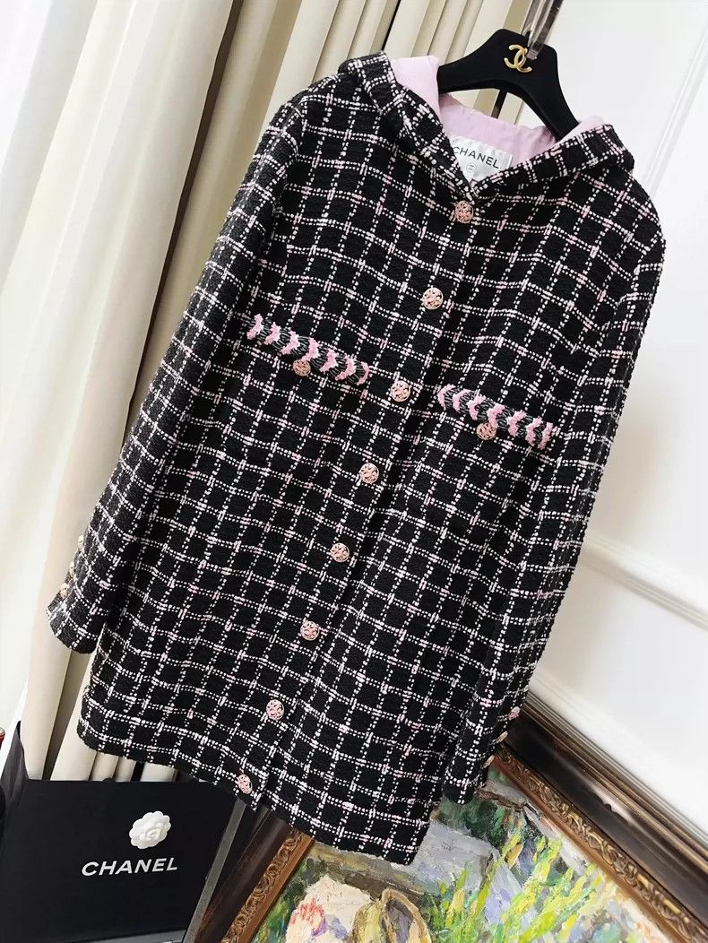 Chanel Chanel 24S spring and summer black pink plaid embroidered Size XS / US 0-2 / IT 36-38 - 1 Thumbnail