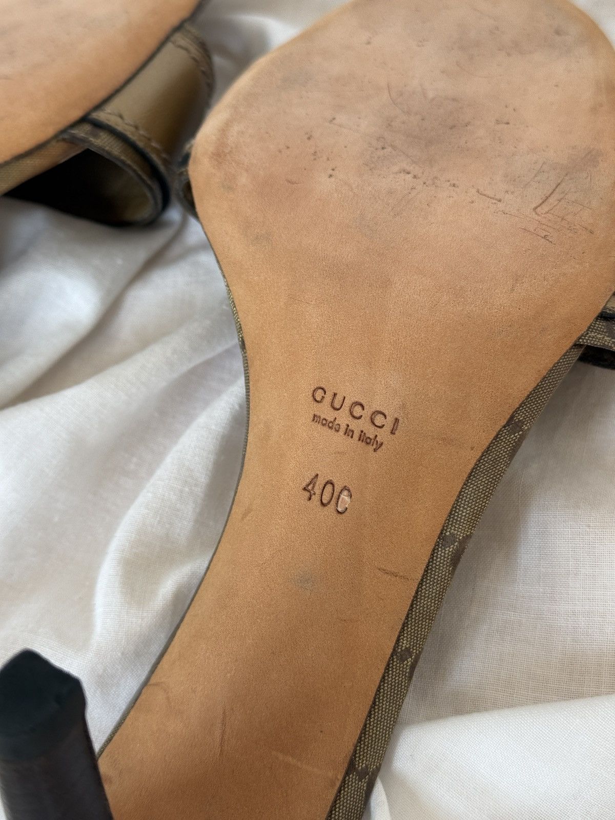 Gucci Gucci Metallic Gold Monogram GG Mules Size US 10 / IT 40 - 12 Thumbnail