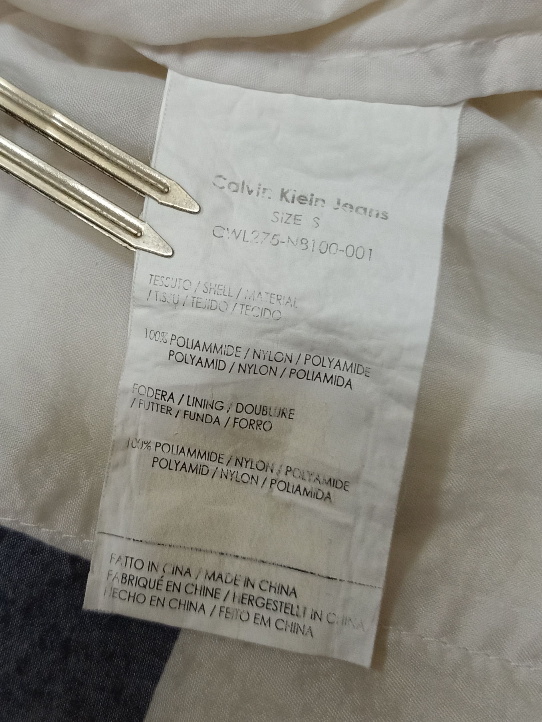 Calvin Klein CALVIN KLIEN JEANS Transparent Big Logo Windbreaker Jacket. Size S / US 4 / IT 40 - 19 Thumbnail