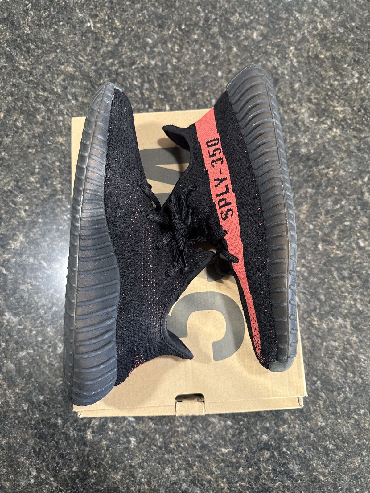 Yeezy YEEZY BOOST 350 RED V2 Size US 8 / EU 41 - 5 Thumbnail