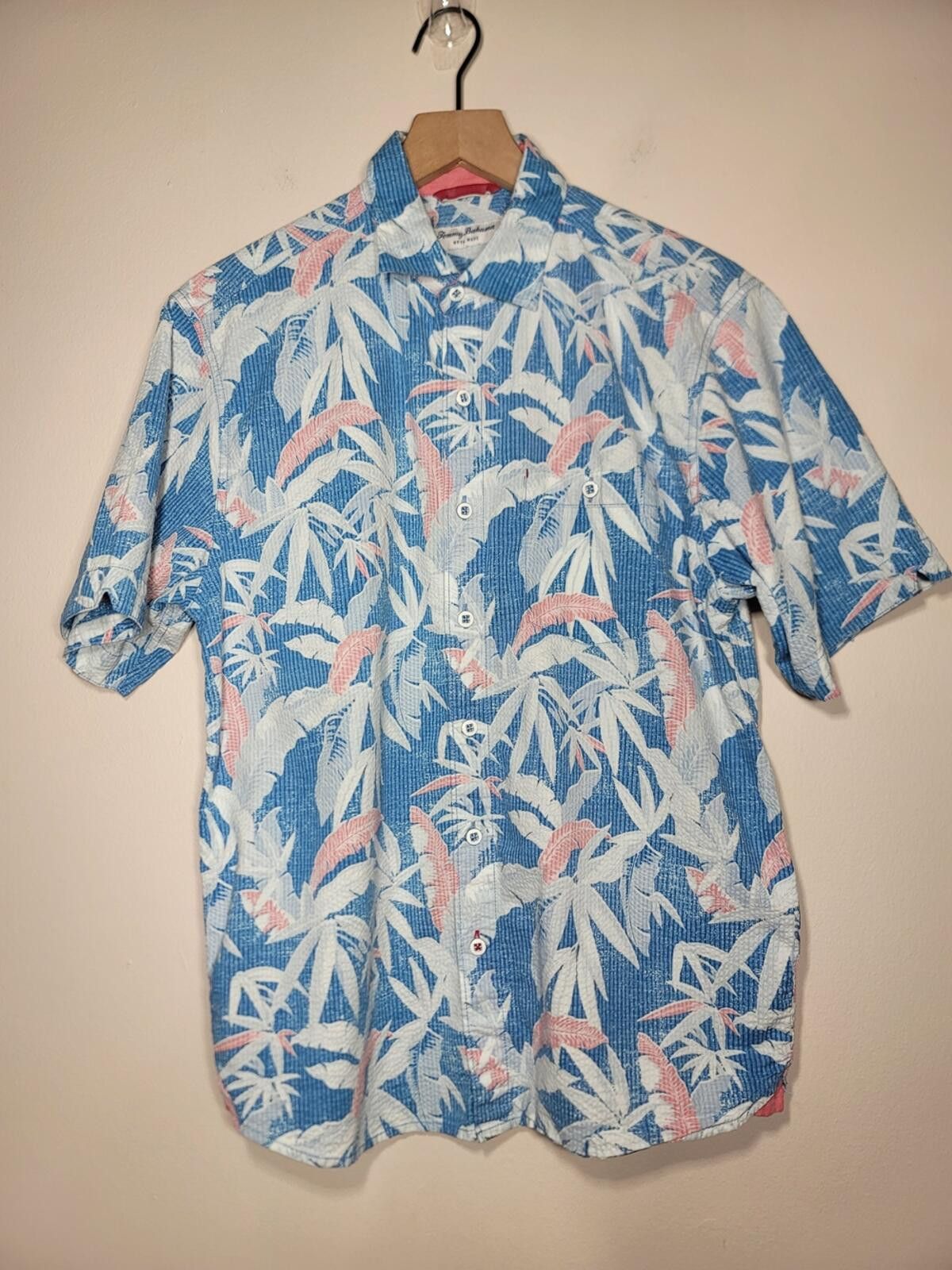 Tommy Bahama Tommy Bahama Nova Wave Seersucker Camp Shirt Coastal Sz M Size US M / EU 48-50 / 2 - 1 Thumbnail