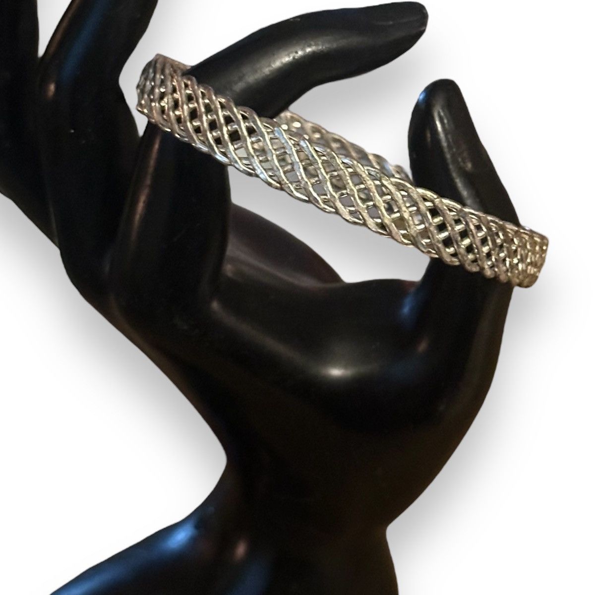 Other Silver tone open weave bangle bracelet Size ONE SIZE - 3 Thumbnail