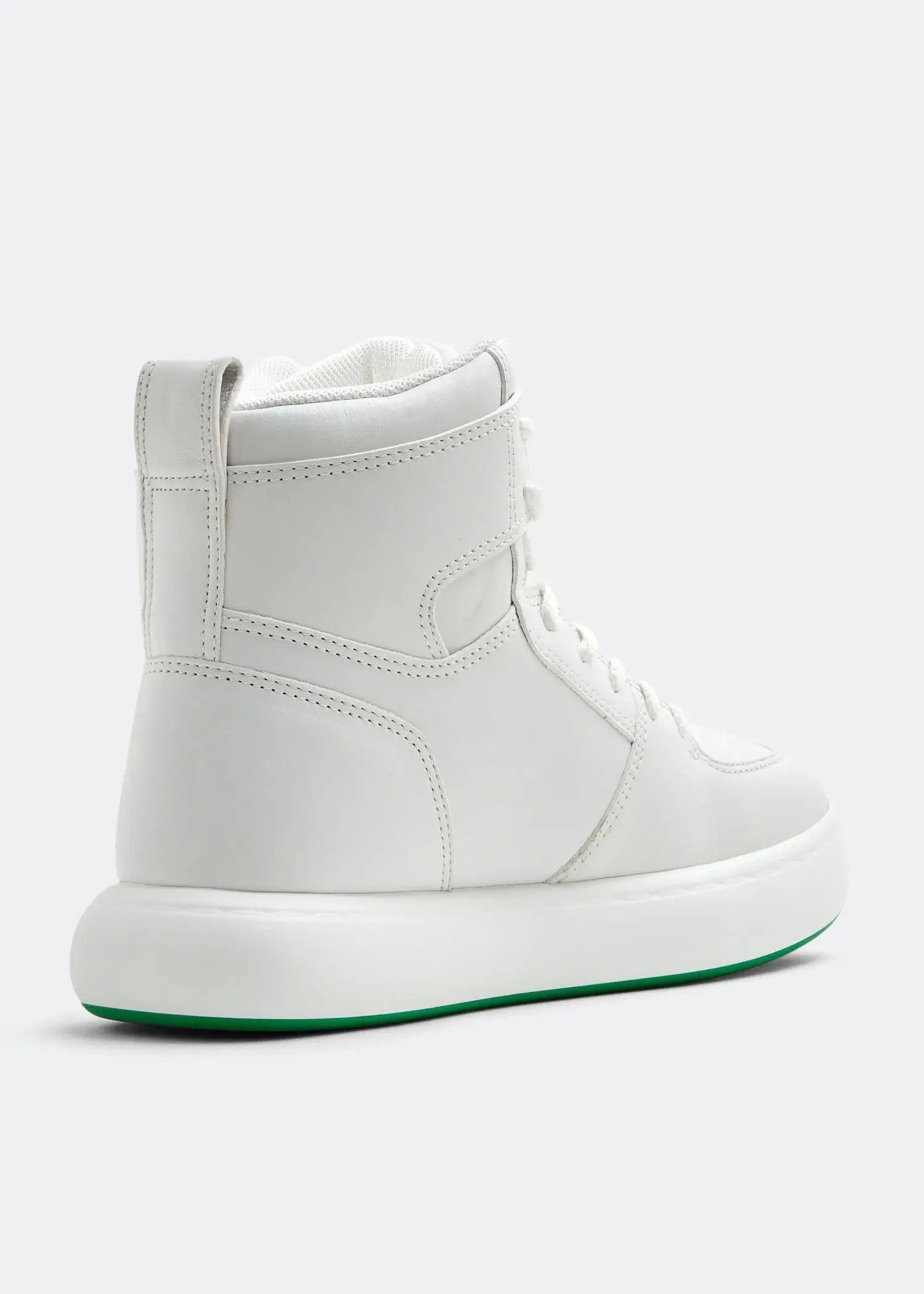 Bottega Veneta o1loc1c0824 730272 Pillow Sneaker in White Size US 7 / EU 40 - 2 Thumbnail