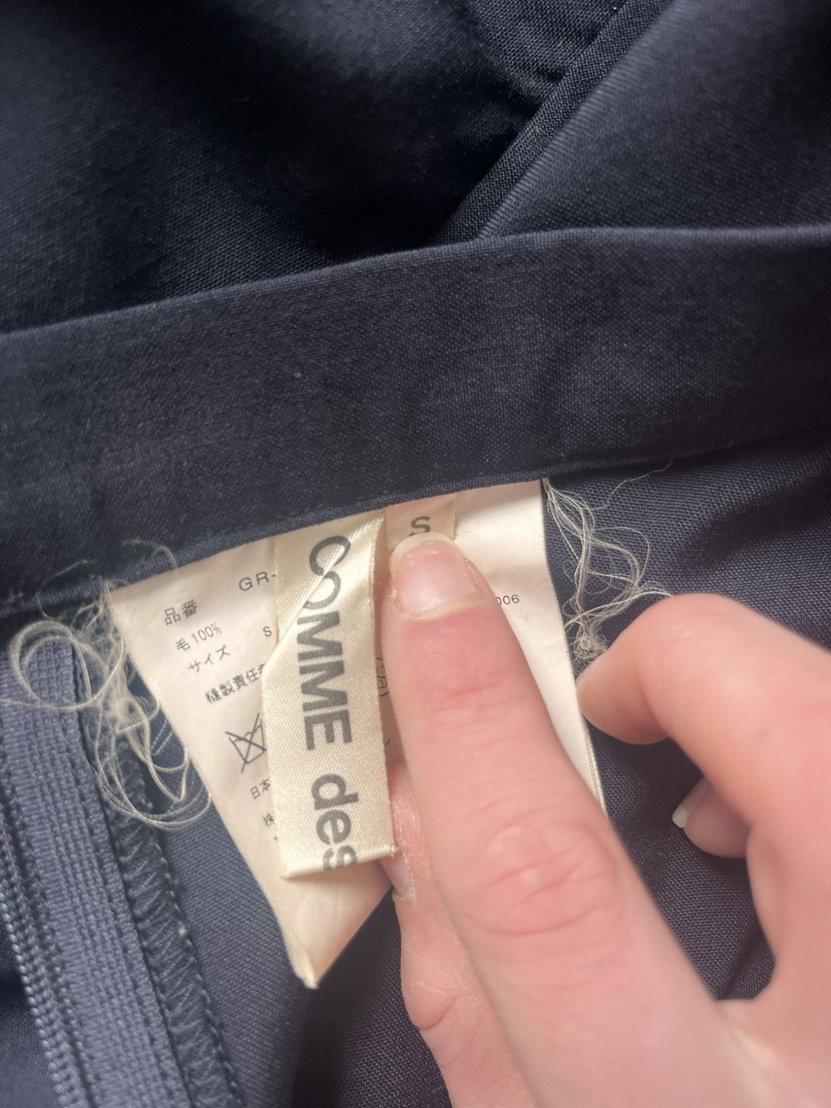 Comme des Garcons Comme des garçons Asymmetric skirt Size S / US 4 / IT 40 - 7 Thumbnail