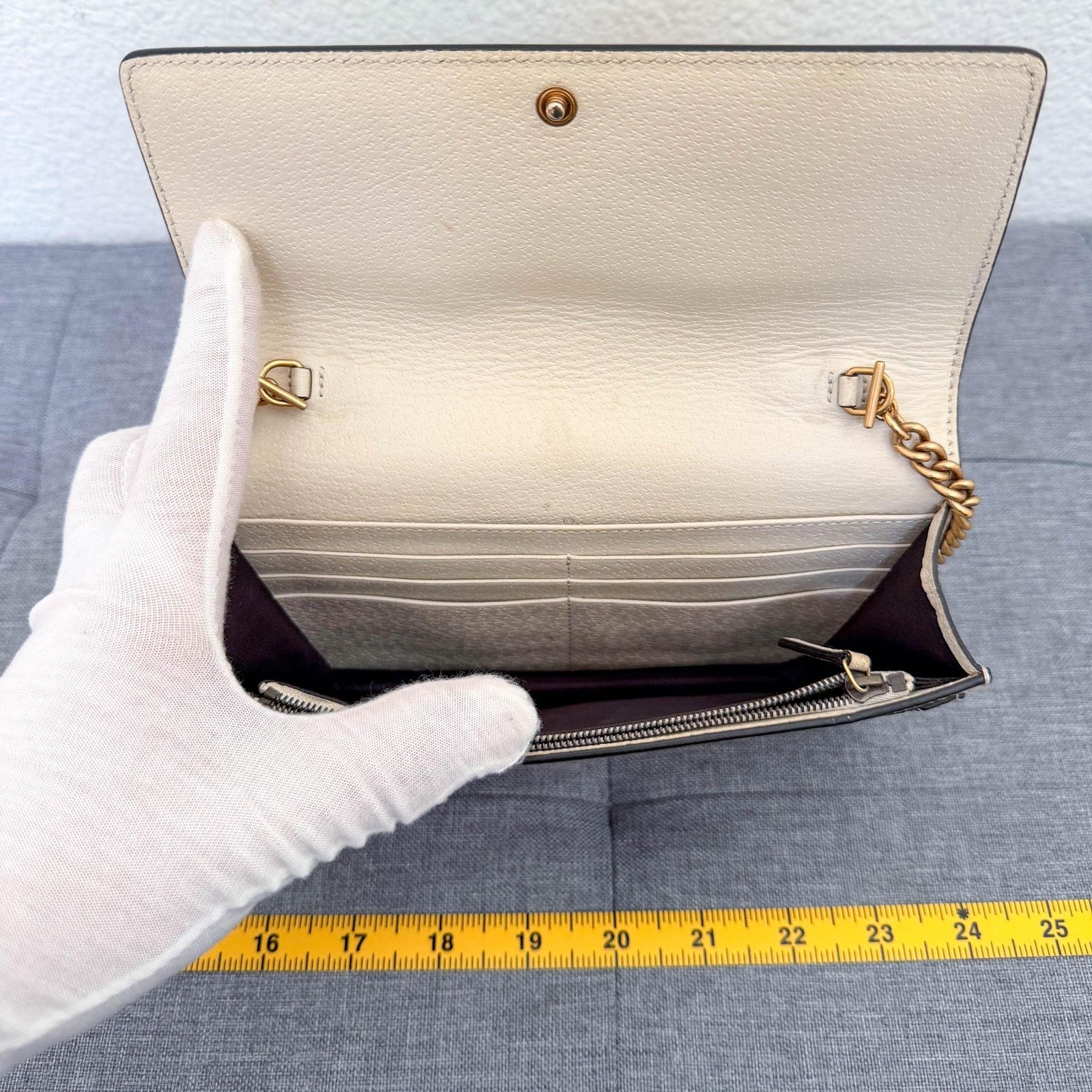 Gucci Authentic Gucci Dionysus Bee GG Supreme Chain Shoulder Bag Size ONE SIZE - 9 Thumbnail