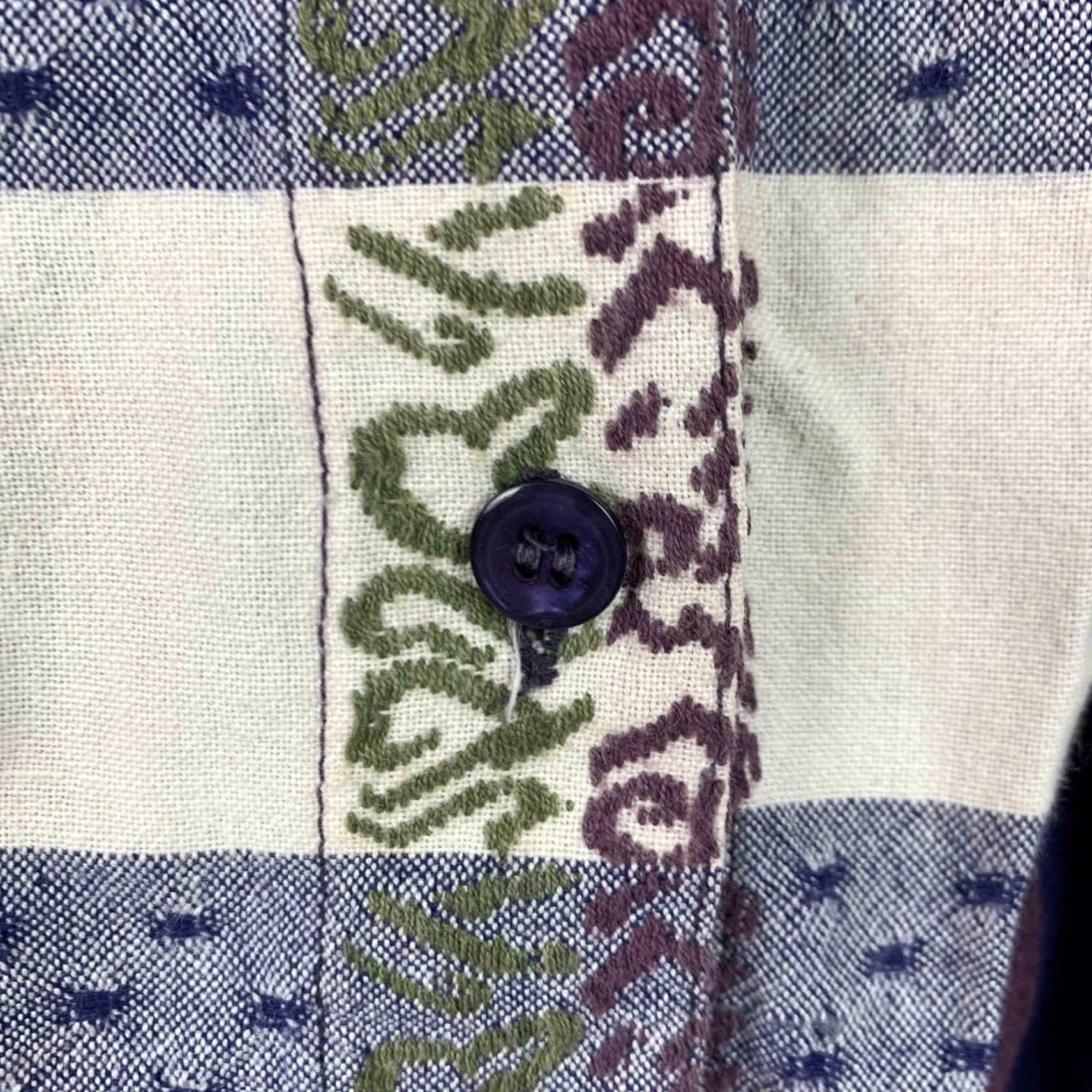 Vintage Vintage Maggie & Max Plaid Embroidered Button Up Shirt Medium Size M / US 6-8 / IT 42-44 - 4 Thumbnail