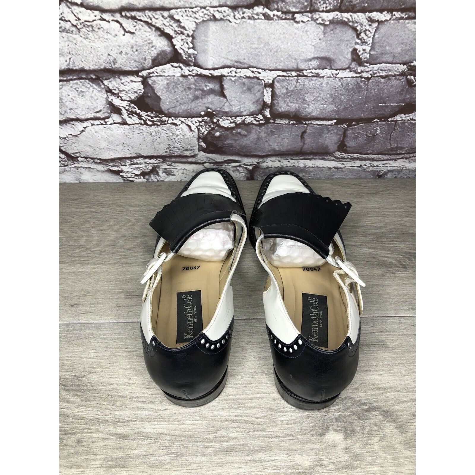 Kenneth Cole Kenneth Cole New York Black White Leather Kiltie Flats Shoes Size US 9 / IT 39 - 21 Thumbnail