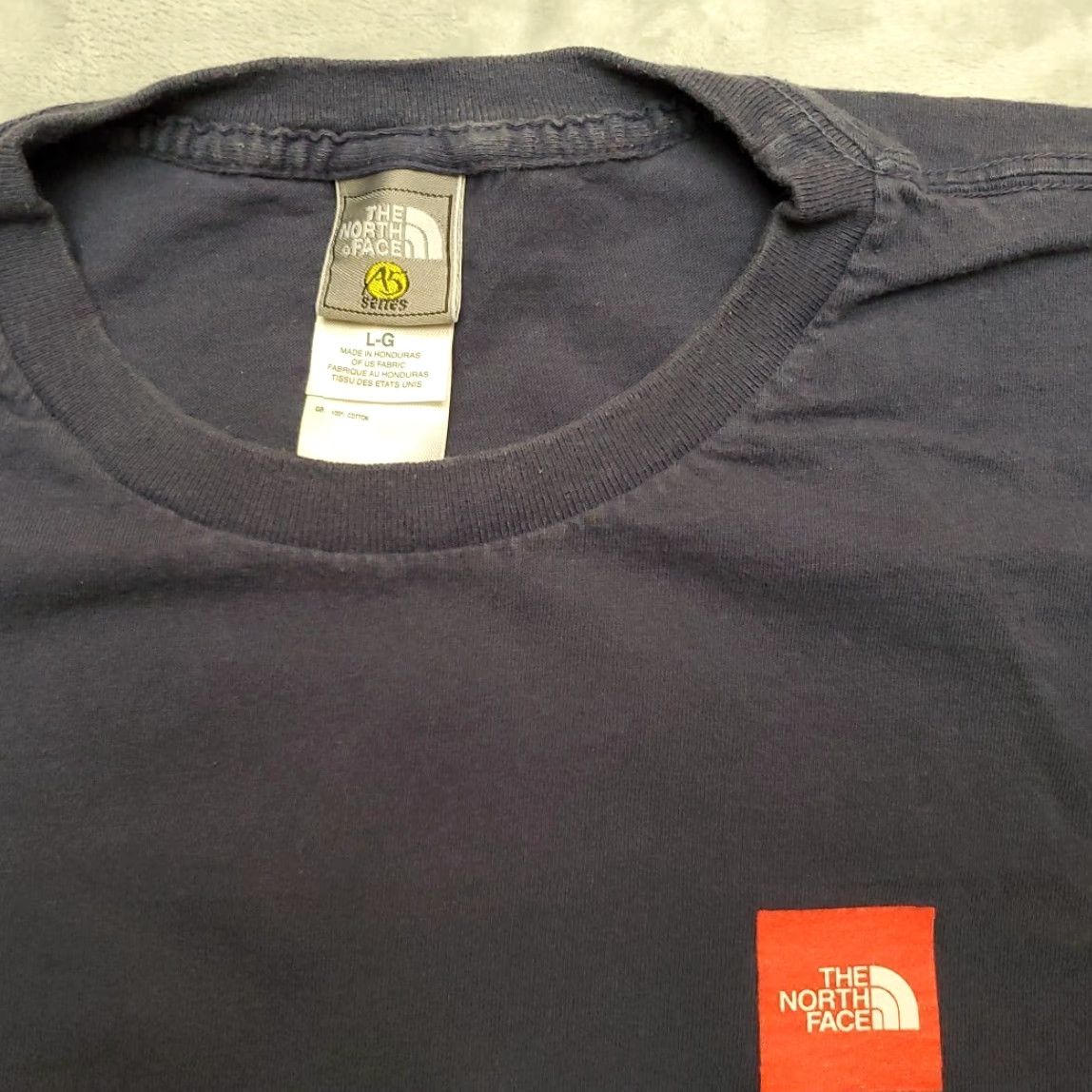 The North Face The North Face T Shirt Mens L Blue Crewneck Tee Short Sleeve Standard Fit Outdoor Logo Spell Out Size US L / EU 52-54 / 3 - 2 Thumbnail