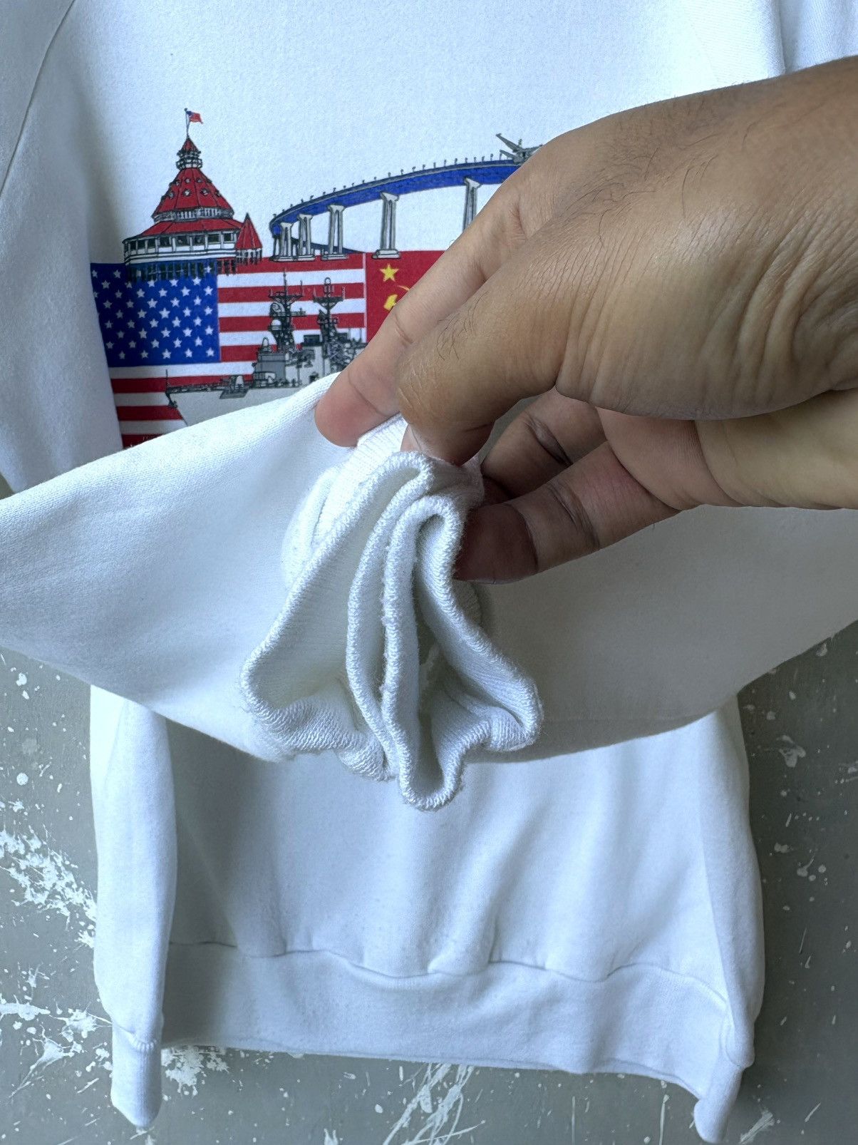Vintage Vintage 90s Historic Soviet & U.S. Crewneck Sweatshirt Size US XL / EU 56 / 4 - 8 Thumbnail