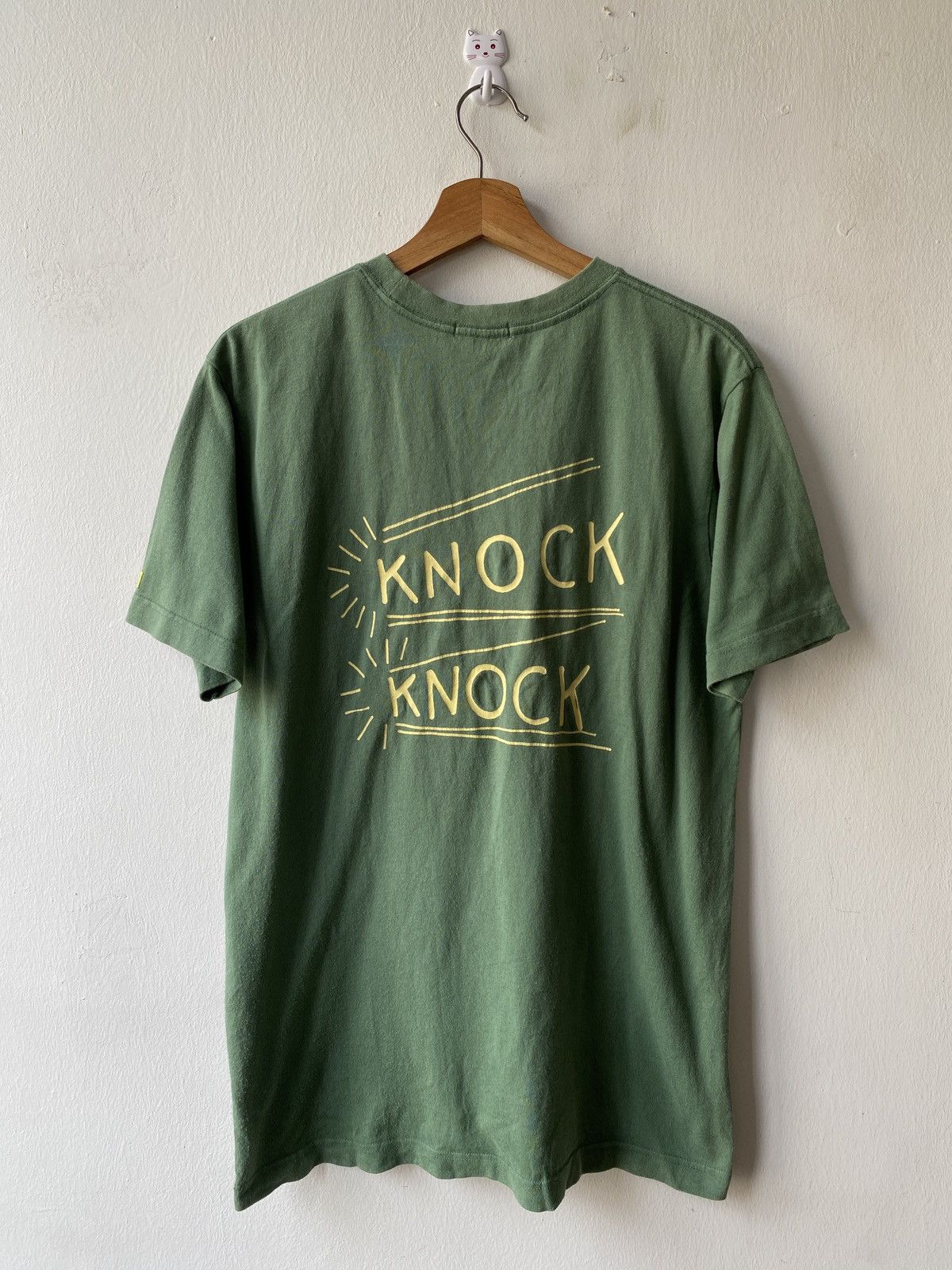 Fuck Art, Make Tees × Uniqlo 2000s - Roy Lichtenstein ‘Knock Knock’ Art T Shirt Size US M / EU 48-50 / 2 - 4 Thumbnail