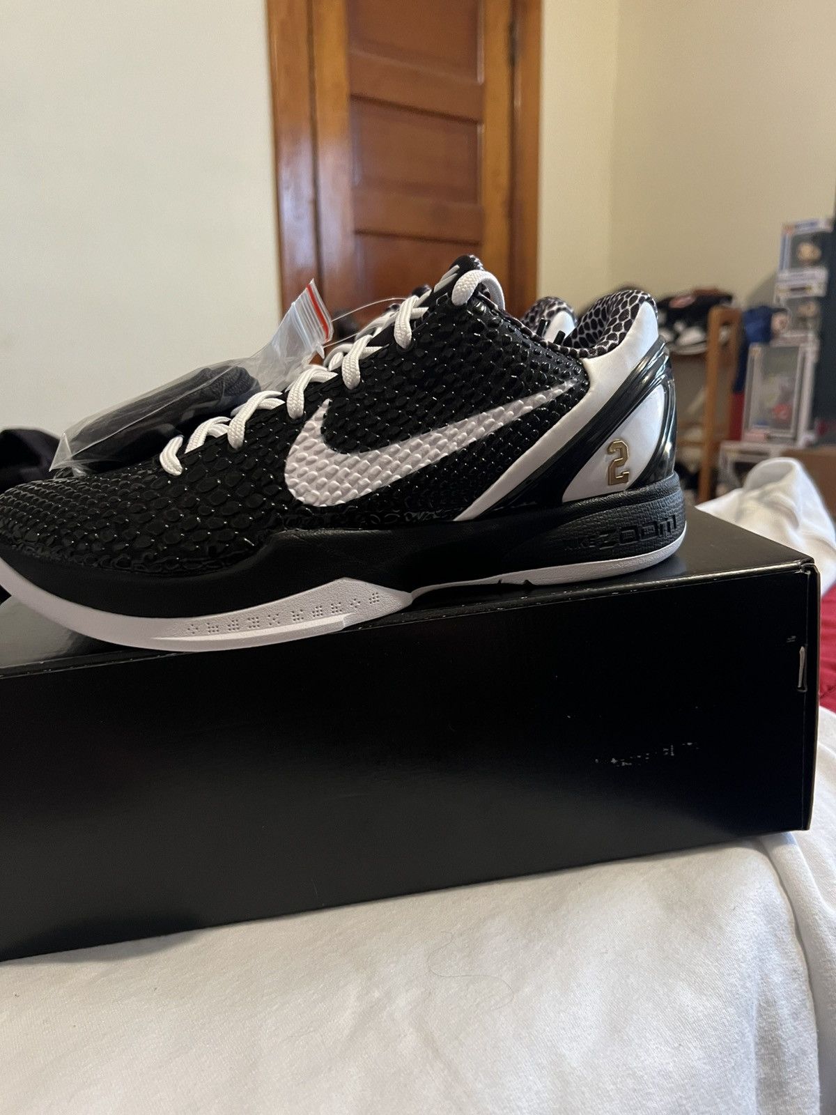 Nike Nike X Kobe “Mambacita” VI PROTRO Size US 9 / EU 42 - 2 Thumbnail