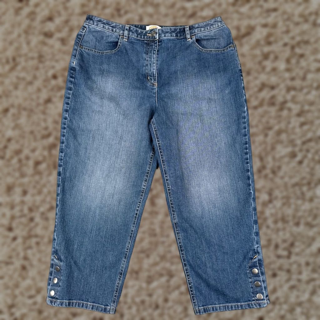 Talbots VINTAGE Talbots Jeans Women 16 Capri Denim Medium Wash 34x23 High Rise Cotton Blend Spring Summer Women Size 38" / US 16 / IT 52 - 1 Thumbnail