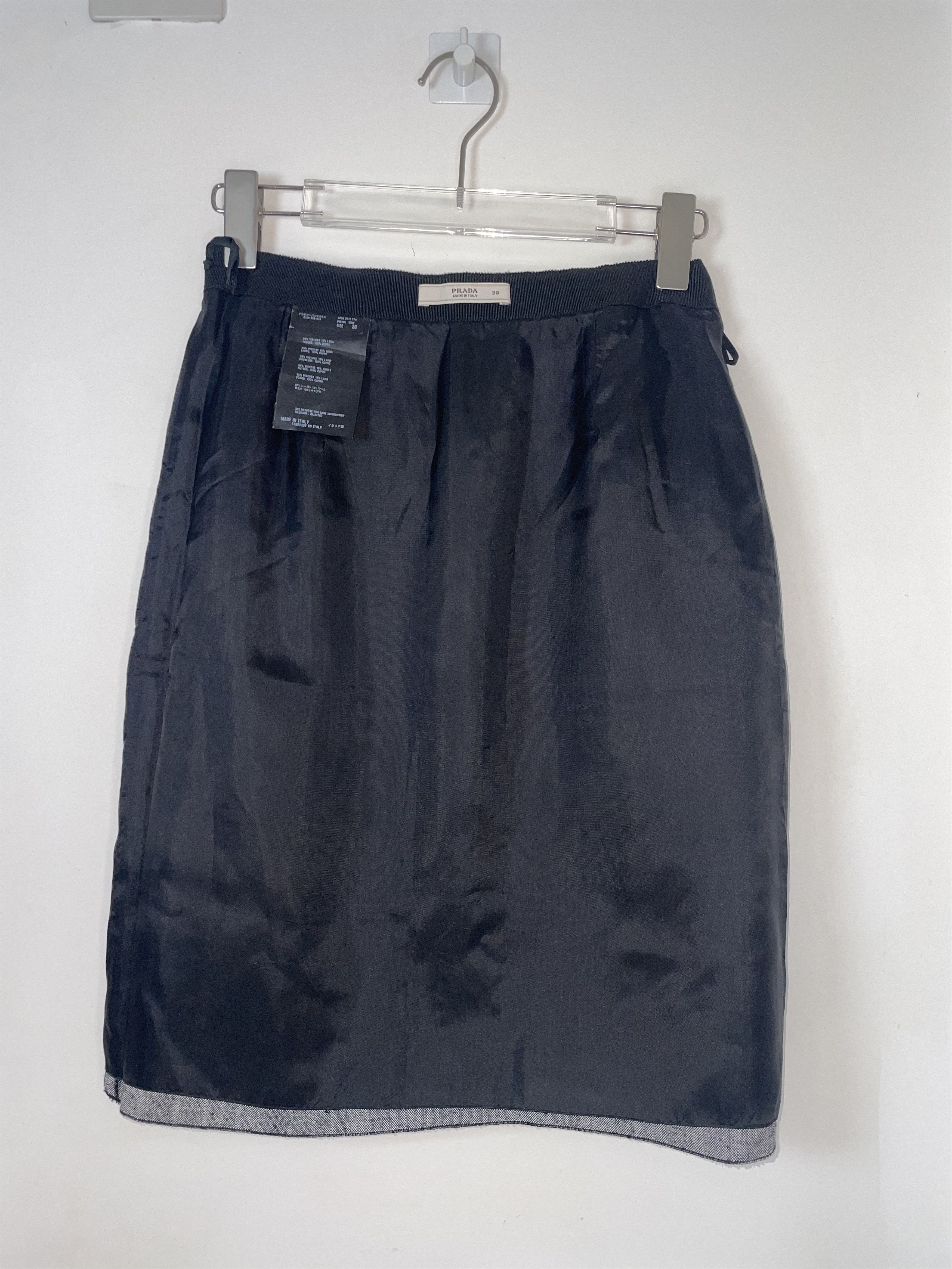 Prada Wrap Skirt Grey Tweed | Size IT 38 ~ Small Size 26" / US 2 / IT 38 - 4 Thumbnail
