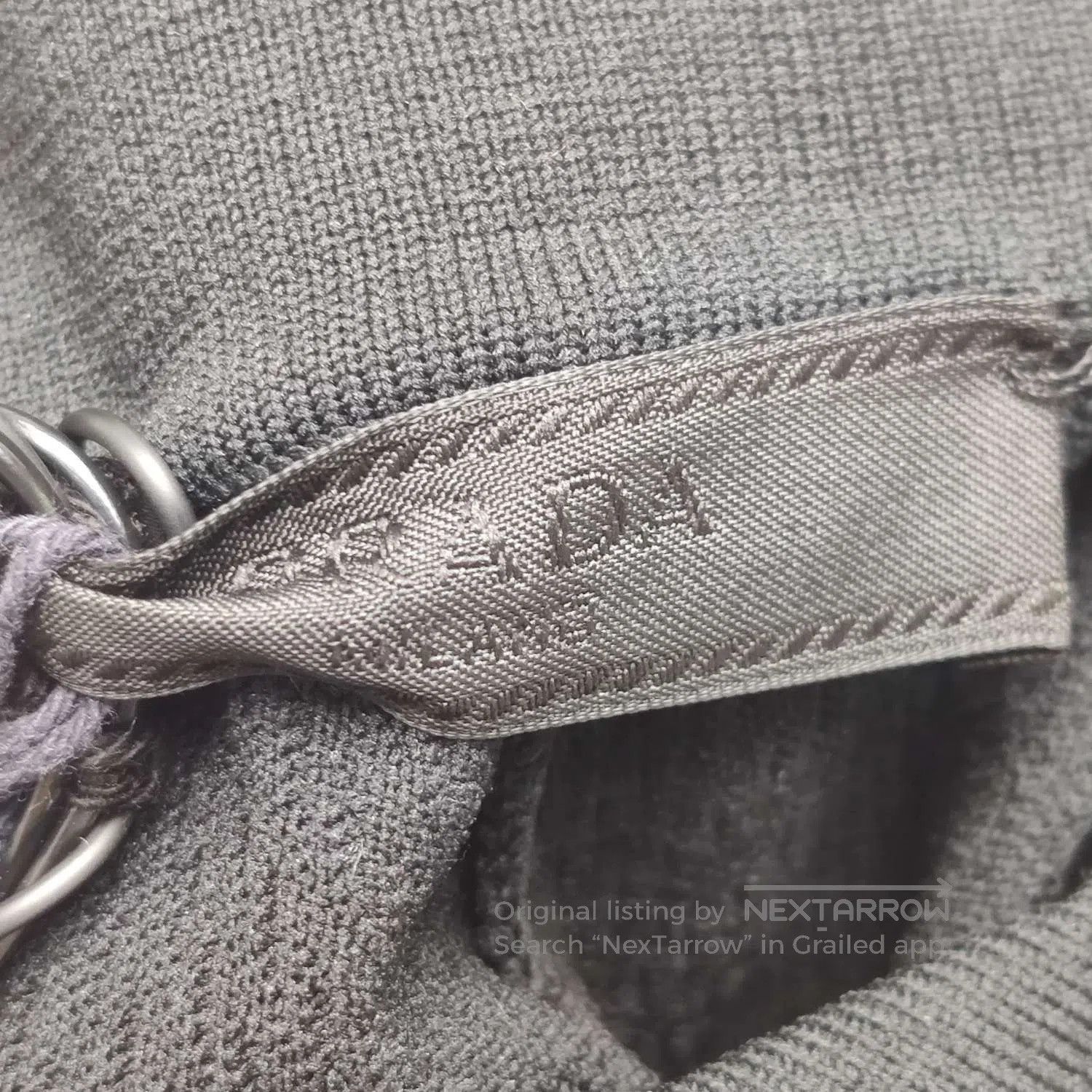 Prada Prada Logo Collar Short. Size US M / EU 48-50 / 2 - 3 Thumbnail