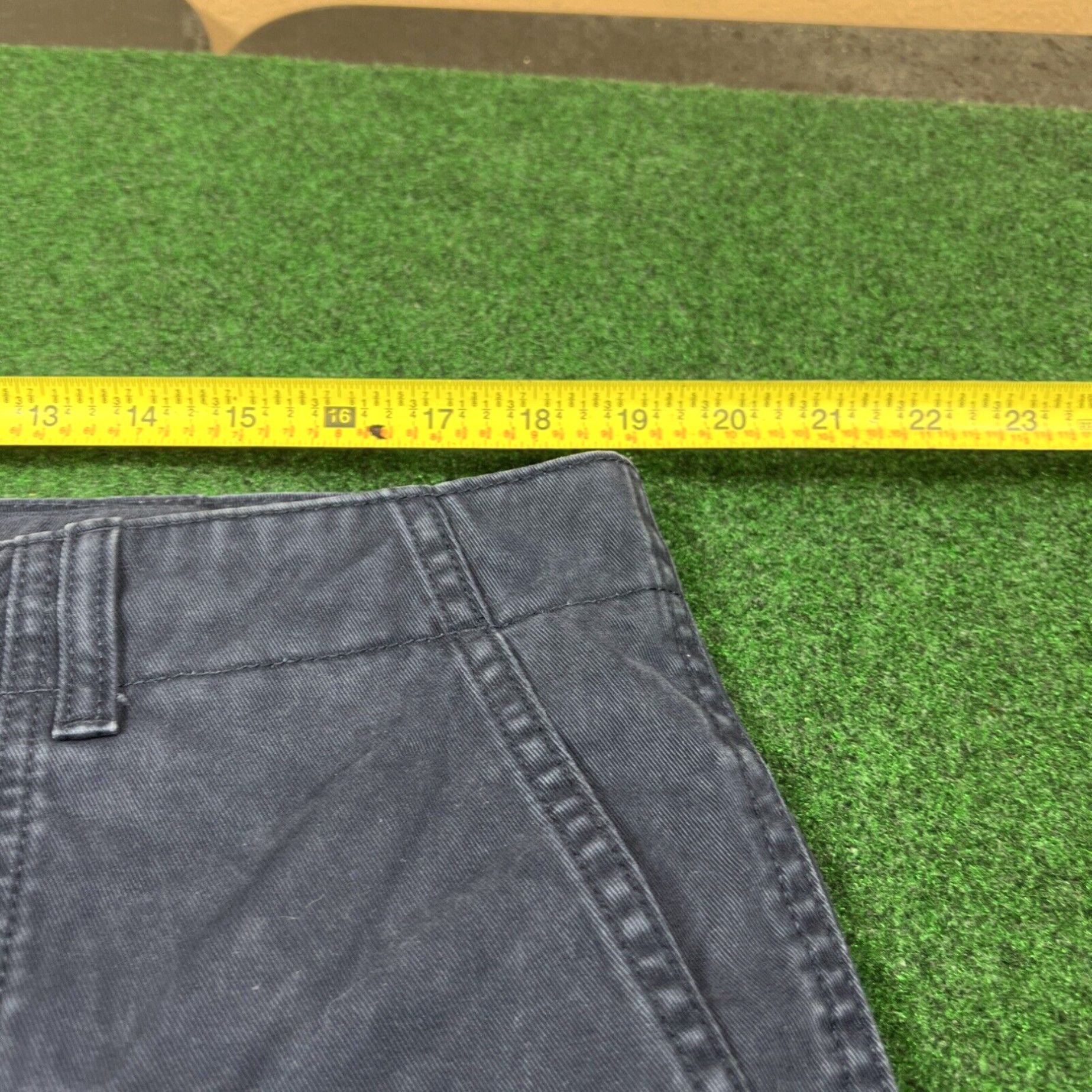 Banana Republic Banana Republic Utility Shorts Mens 38 Navy Khaki Cotton Utility Pockets Size US 38 / EU 54 - 6 Thumbnail