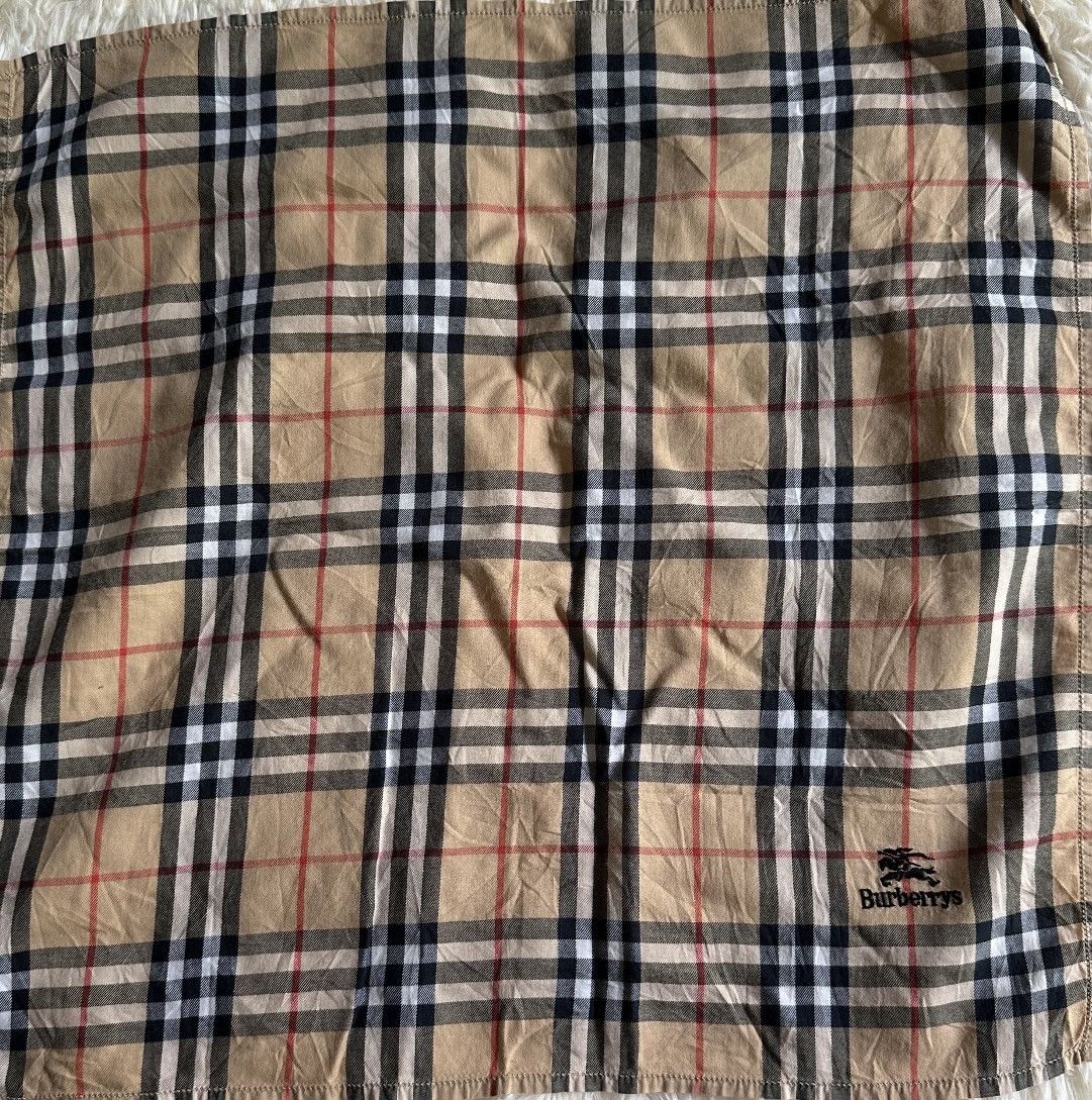 Burberry Vintage Lot Of 2 Handkerchief Burberry Scarf Sil Size ONE SIZE - 1 Thumbnail