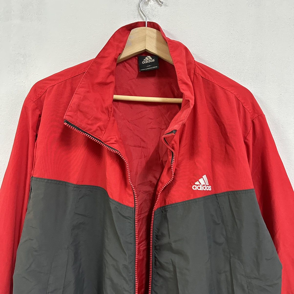 Adidas Vintage Adidas Sweater Raincoat Waterproof With Hoodies Size US L / EU 52-54 / 3 - 2 Thumbnail
