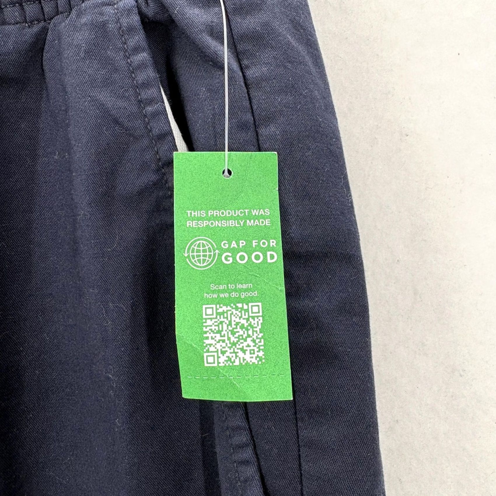 Gap Gap Chino Shorts Mens Small Navy 7 Inch Elastic Waist Drawstring Pockets 7in Nautical Casual Comfort Size US 29 - 3 Thumbnail