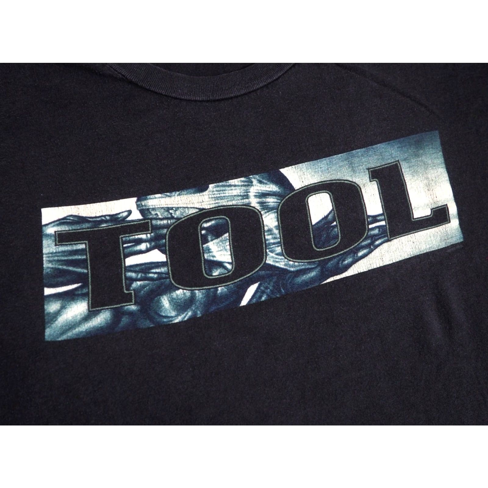 Vintage VTG Y2k Tool Lateralus Faded Black Alien Art Band Grunge L/S Tee T-Shirt 2XL Mens Size US XXL / EU 58 / 5 - 6 Thumbnail