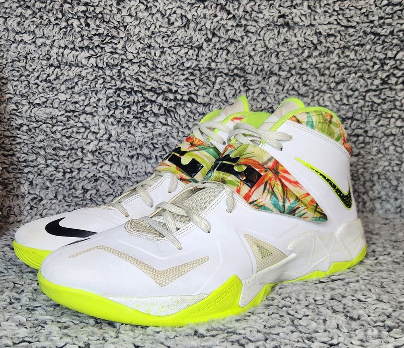 Lebron soldier 7 hot sale king's pride