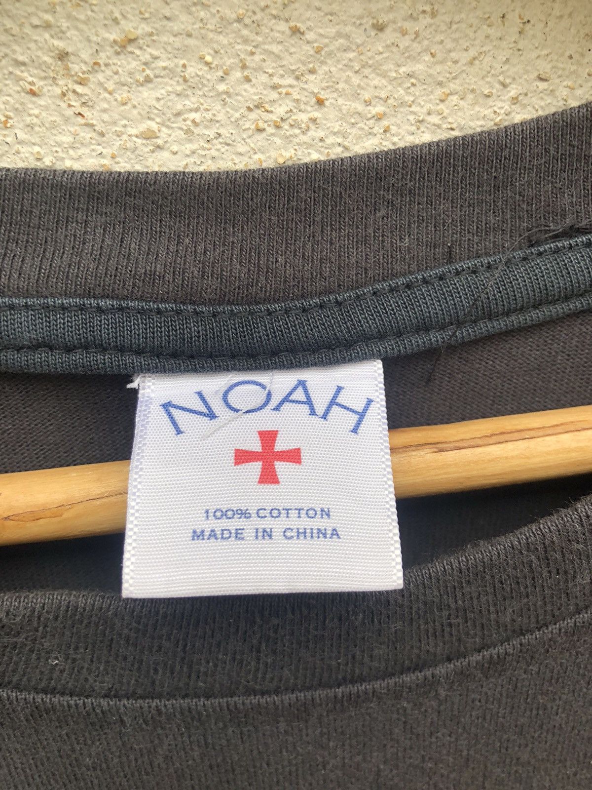 Noah Noah NYC "Gone Fishing" Logo Tshirt Size US M / EU 48-50 / 2 - 3 Thumbnail