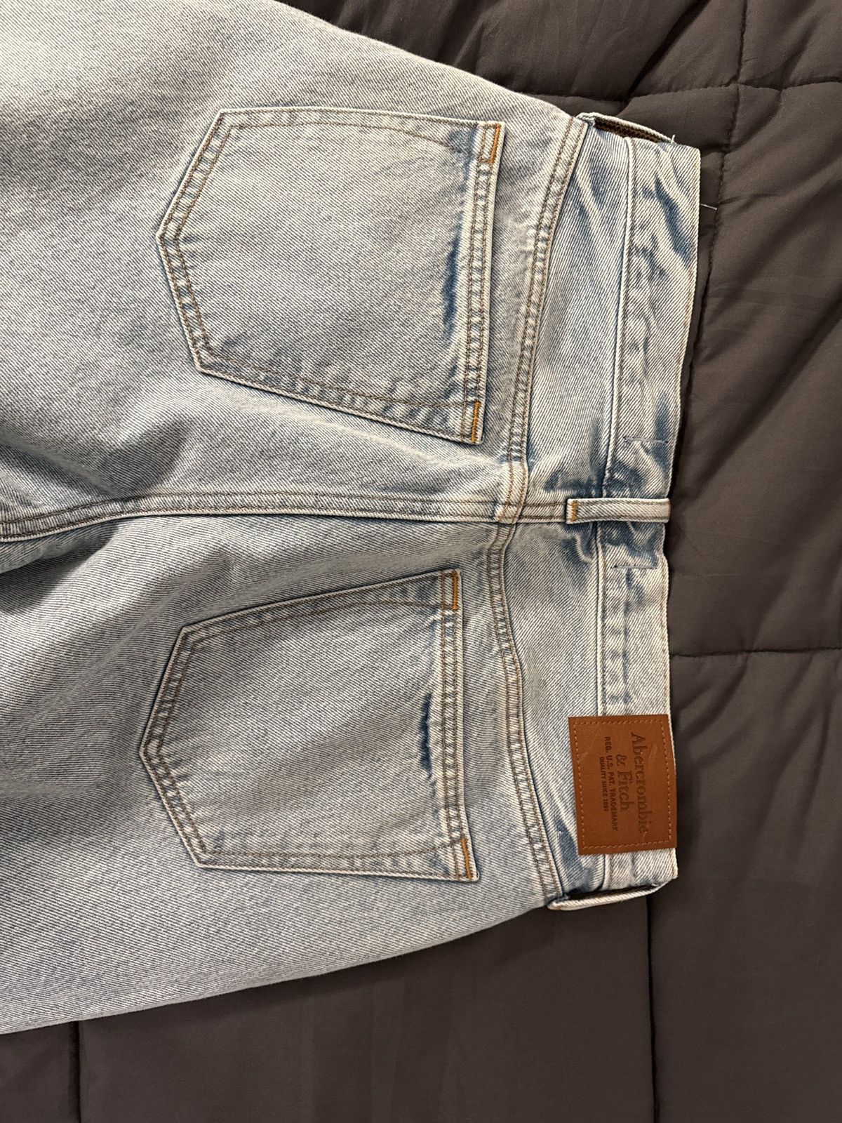 Abercrombie & Fitch Men’s Abercrombie & Fitch Authentic Rigid denim Loose Size US 31 - 4 Thumbnail