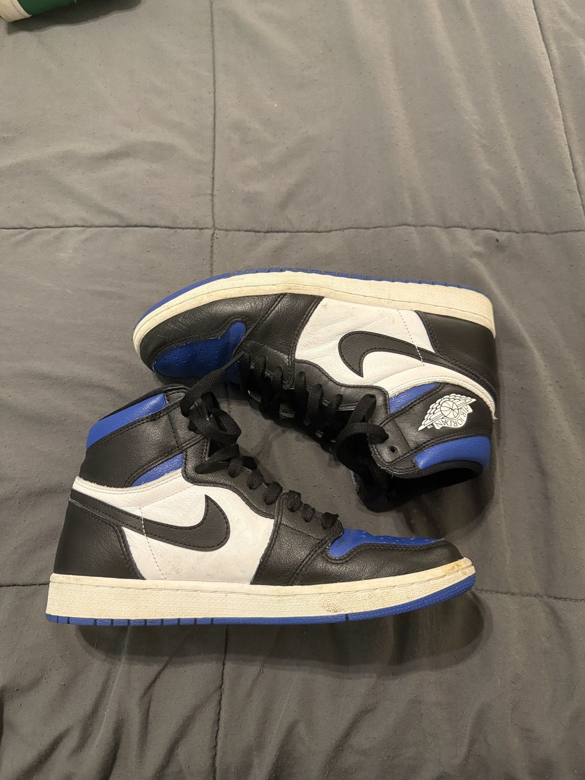 Jordan Brand Jordan 1 Royal Toe High Size US 9 / EU 42 - 2 Thumbnail