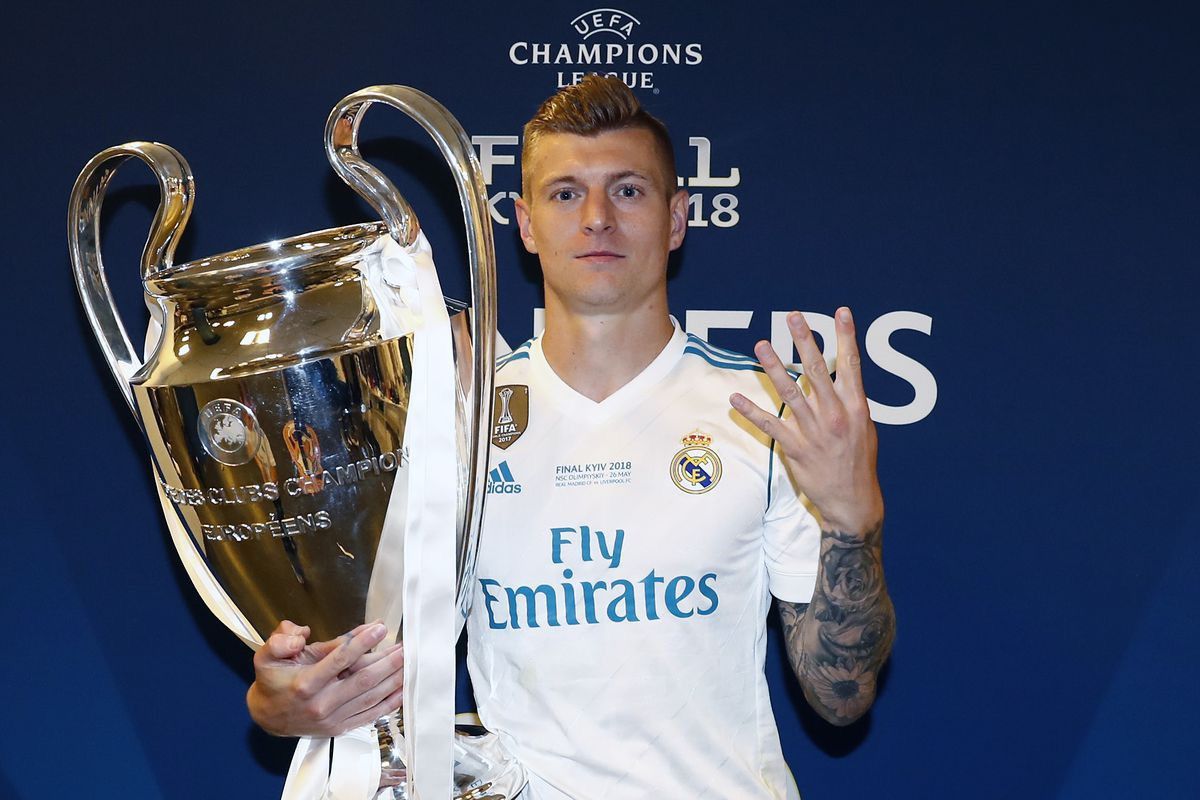 Adidas Adidas #8 Toni Kross Real Madrid Final Kiev 2018 Jersey Size US M / EU 48-50 / 2 - 1 Thumbnail