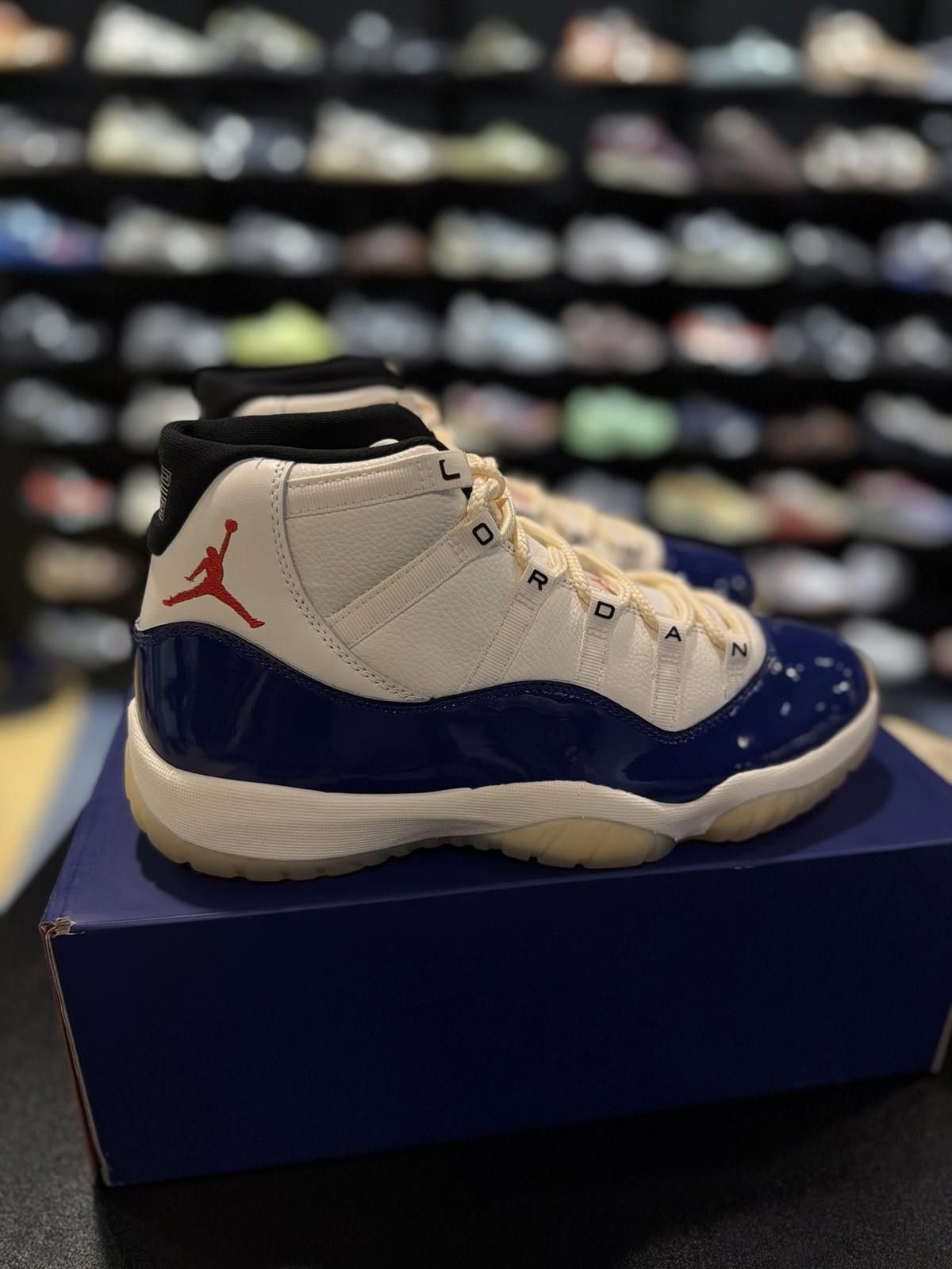 Jordan Brand Air Jordan 11 Retro Rare Air IH0296-400 Size 11 NEW Size US 11 / EU 44 - 4 Thumbnail