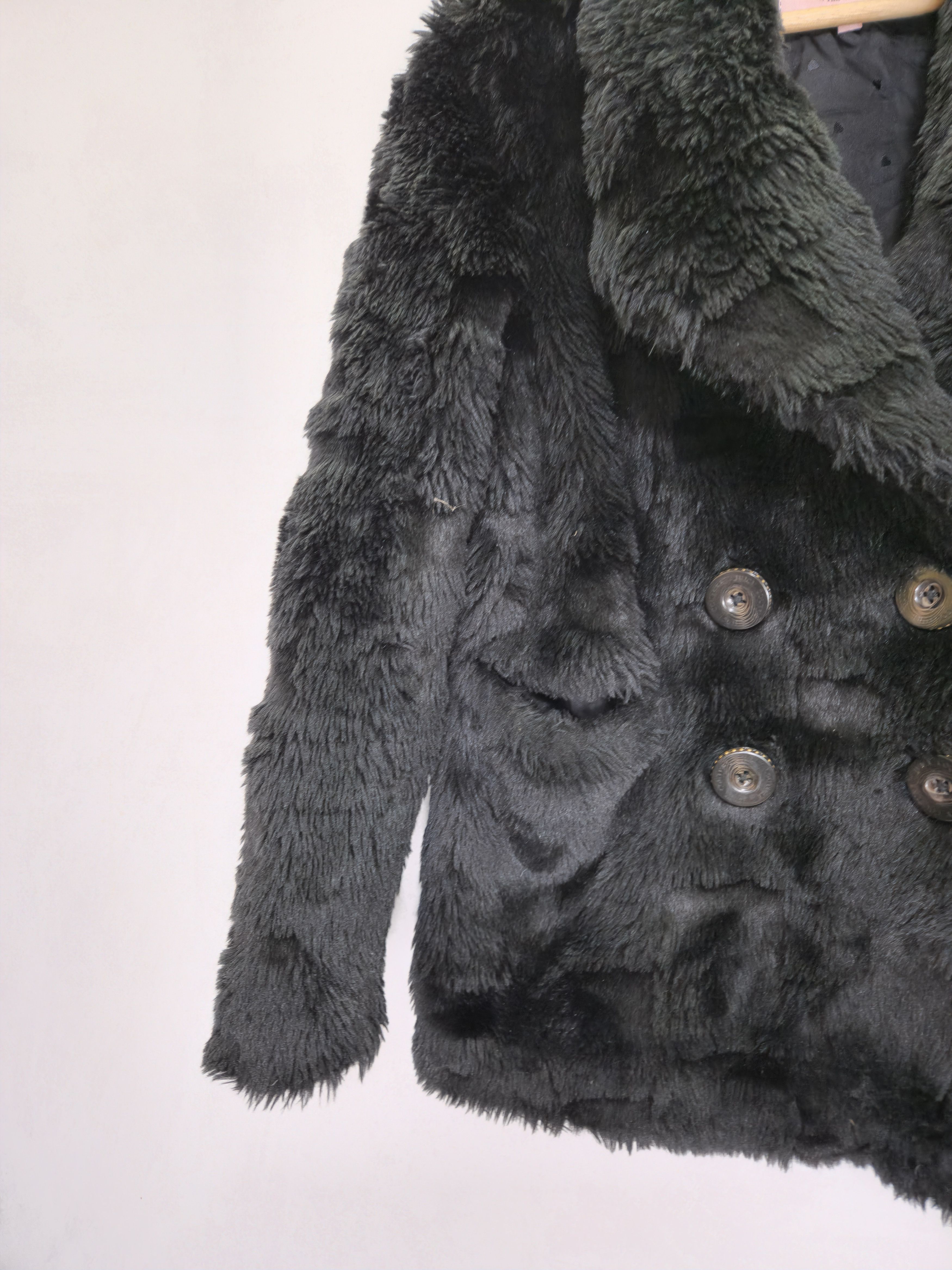 Juicy Couture Juicy Coutoure black fur teddy jacket button ups Size S / US 4 / IT 40 - 2 Thumbnail
