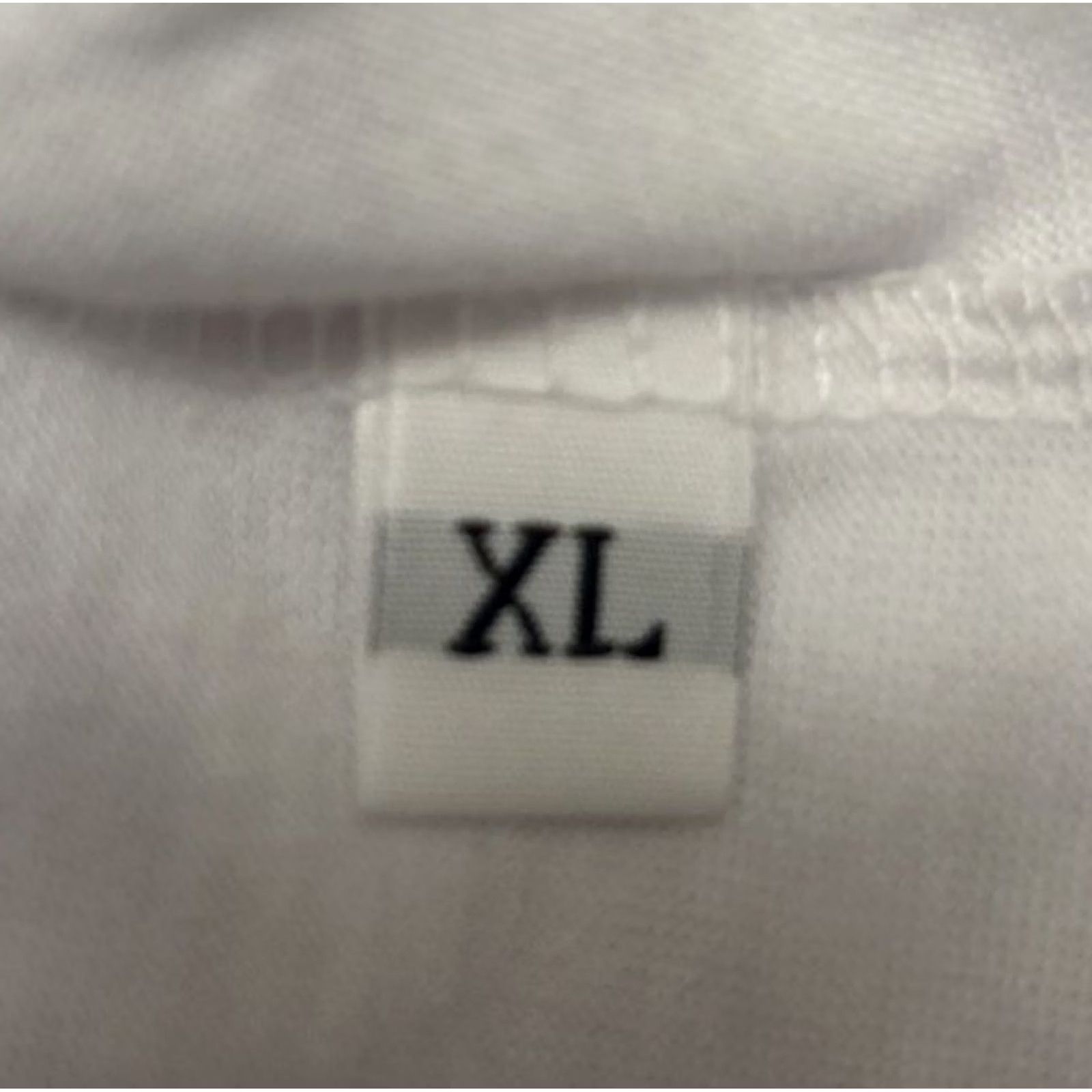Vintage BLACK BUTLER T-Shirt XL White Jrs Women Claude Alios Putting Coat On 2066 Size XL / US 12-14 / IT 48-50 - 6 Thumbnail