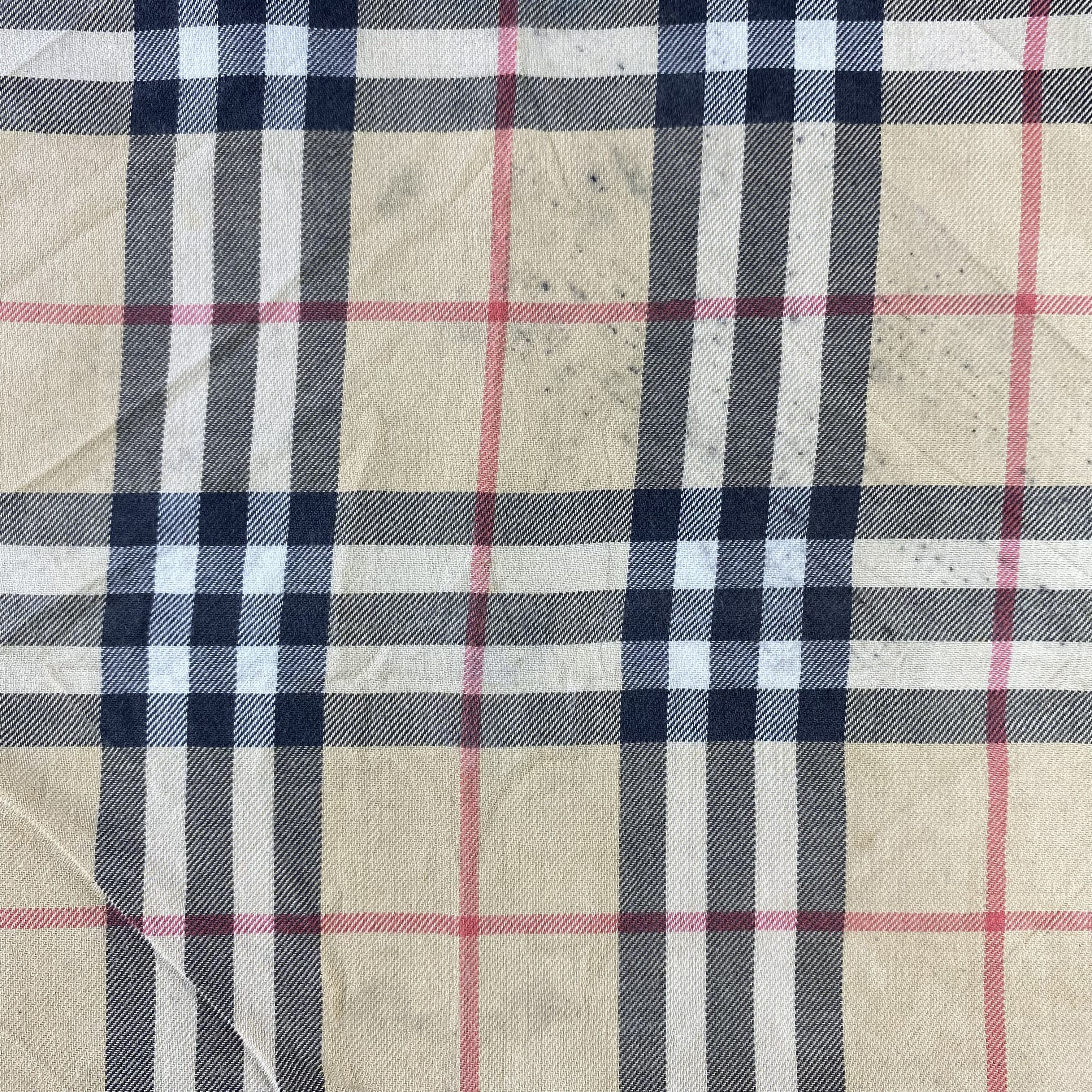 Burberry Burberry Handkerchief/Neckerchief/Bandana Size ONE SIZE - 4 Thumbnail