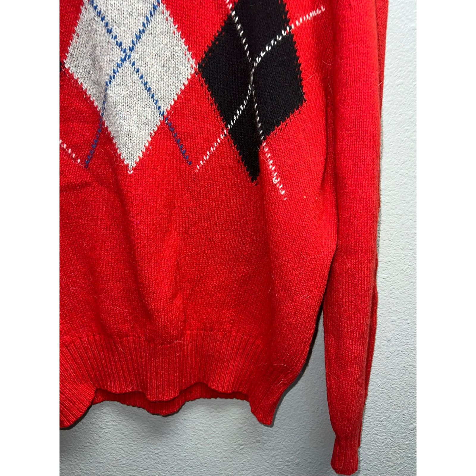 Vintage Vintage Red Wool Sweater Knights Bridge Italy Made Pullover Size US L / EU 52-54 / 3 - 5 Thumbnail