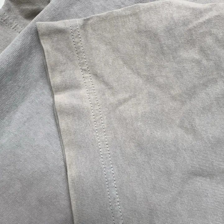 Balenciaga Balenciaga YEEZY x Gap x Balenciaga Gray 3/4 Sleeve Tee -2 Size US L / EU 52-54 / 3 - 4 Thumbnail