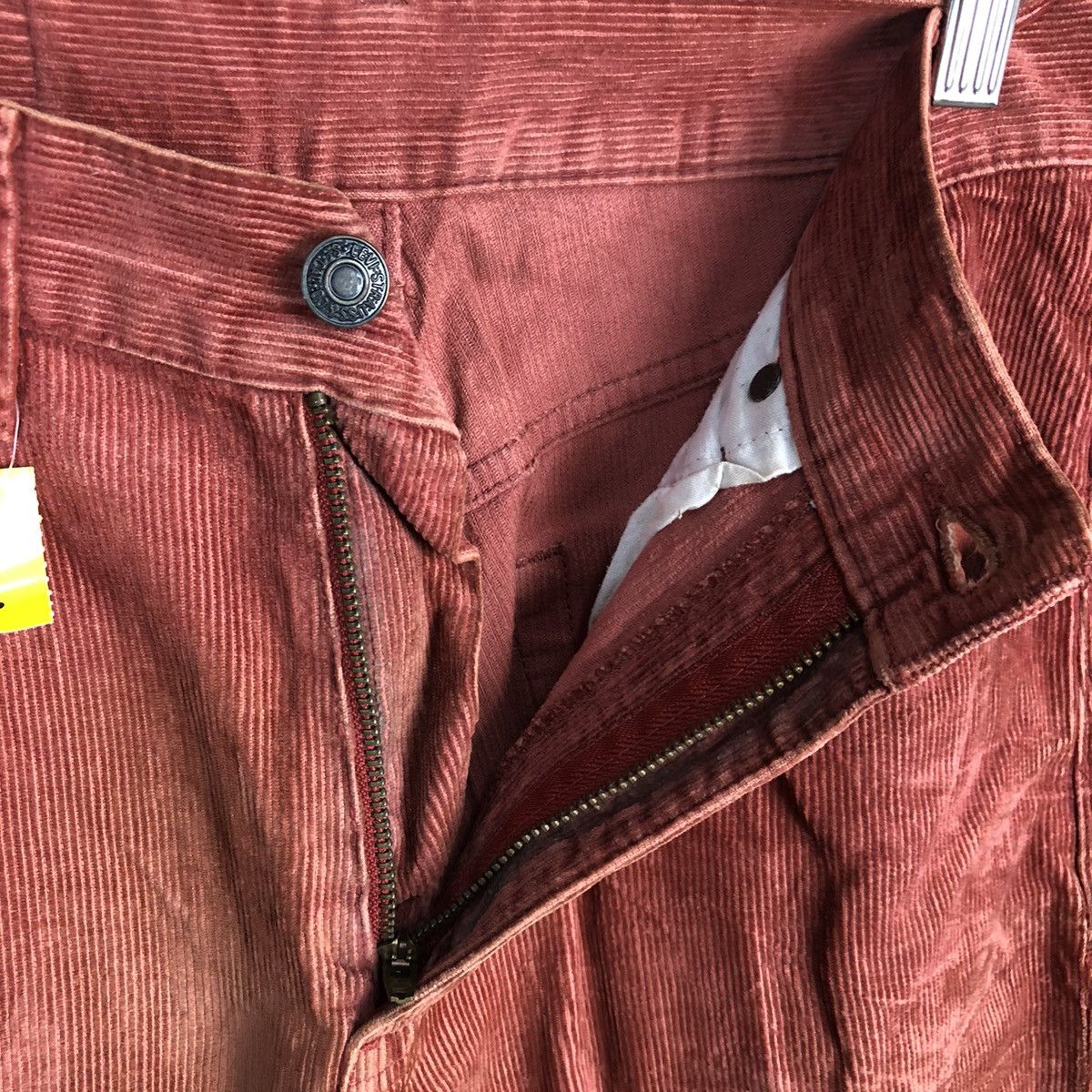 Levi's DL Levis 557 Red Corduroy vintage Pants #C101 Size US 27 - 10 Thumbnail