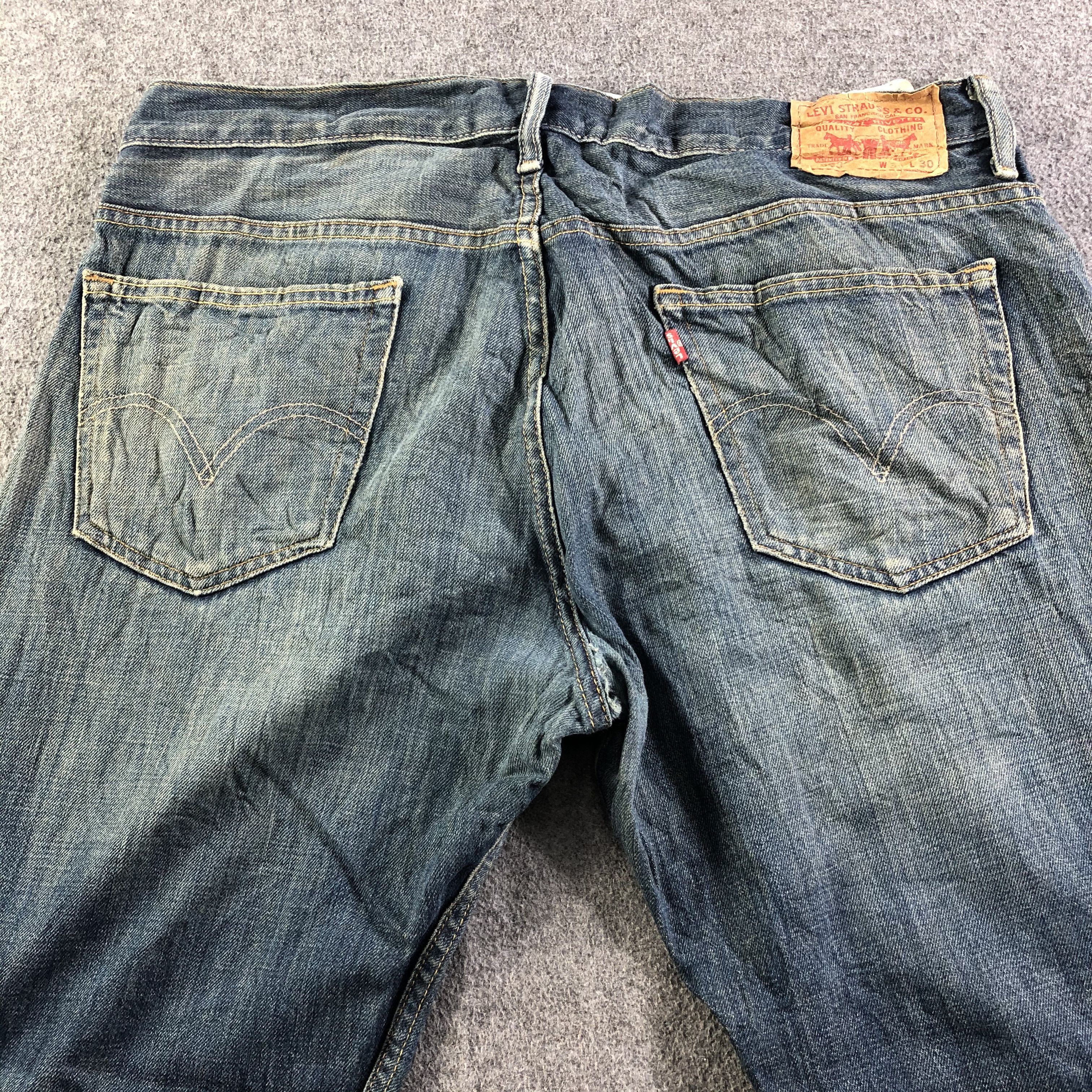 Levi's Vintage Blue Wash Levis 569 Jeans-J3180 Size US 39 - 4 Thumbnail