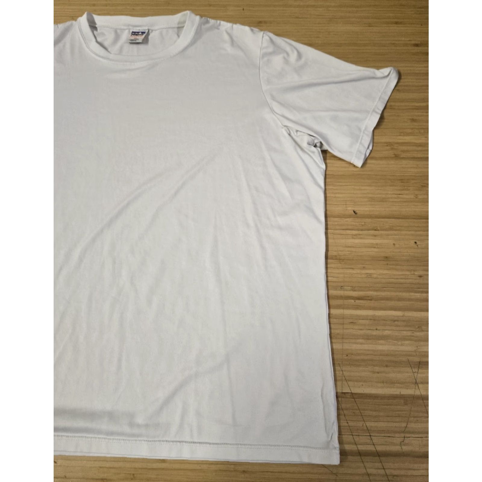 Patagonia VINTAGE Patagonia Capilene Shirt Mens XL White Crewneck Base Layer Made USA 90s Size US XL / EU 56 / 4 - 3 Thumbnail