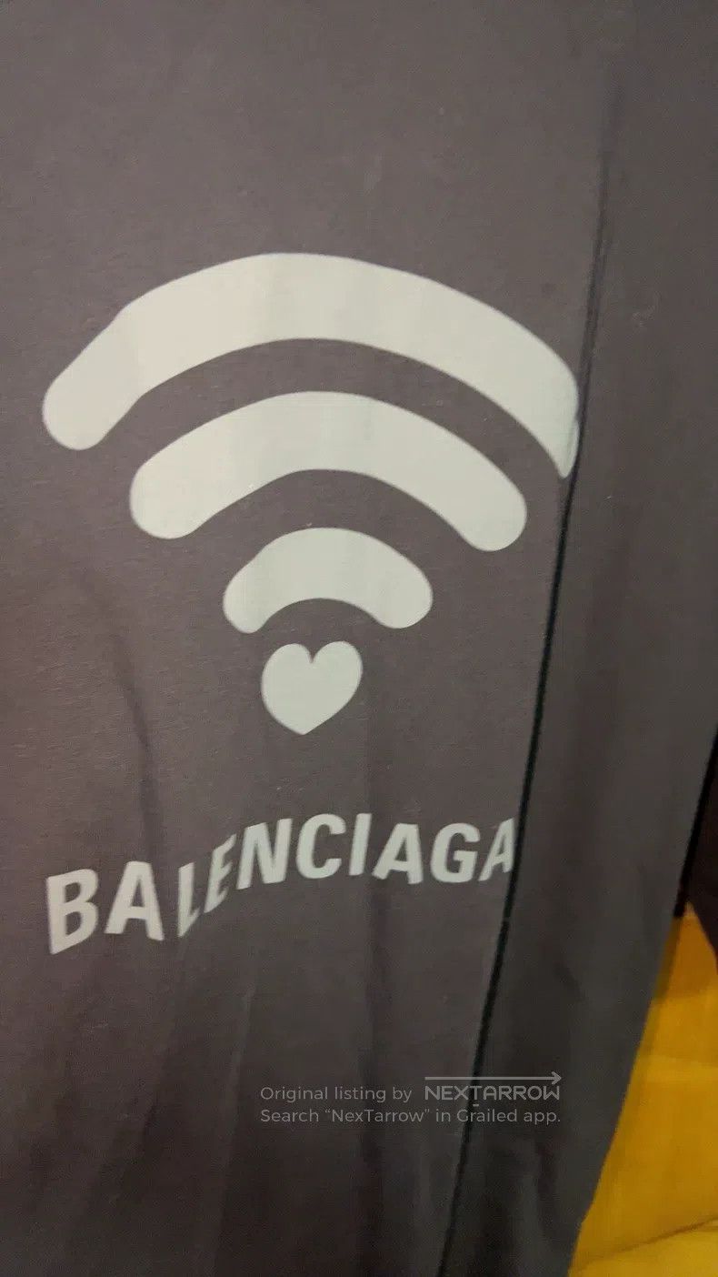 Balenciaga Balenciaga 20 Capsule Series + Heart WIFI Signal Print Sho Size US M / EU 48-50 / 2 - 5 Thumbnail