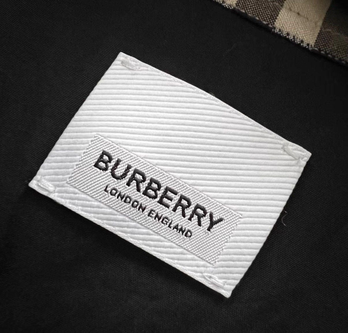 Burberry Burberry Black TB Embroidered Long Sleeve Shirt J41 Size US XL / EU 56 / 4 - 4 Thumbnail