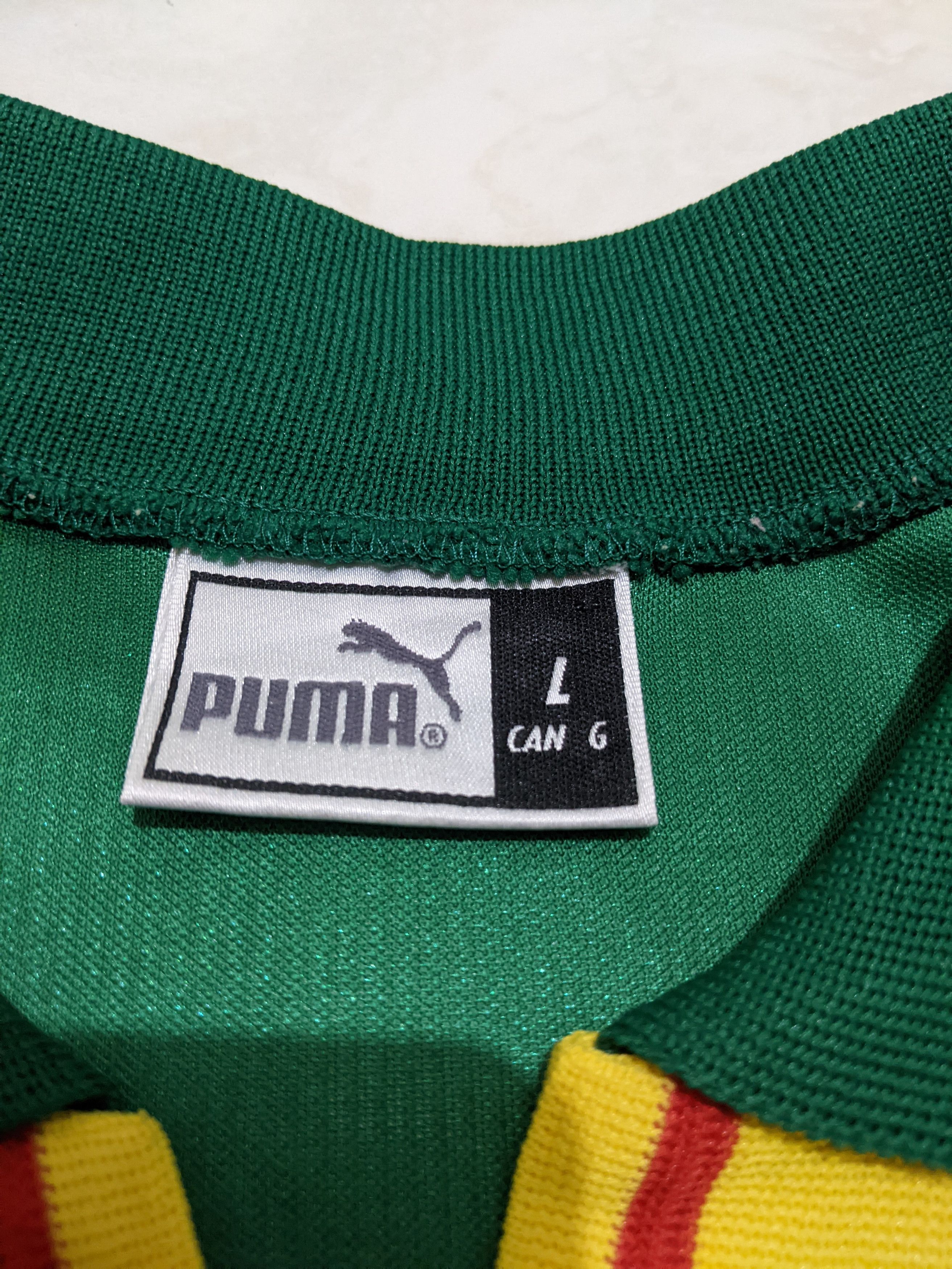 Puma Cameroon home world cup 98 Oman biyik Jersey football shirt Size US L / EU 52-54 / 3 - 7 Thumbnail
