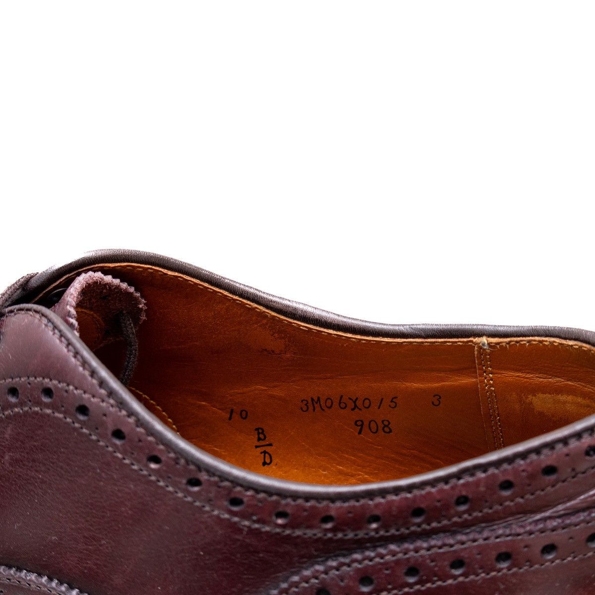 Alden Alden New England 908 B/D Medallion Cap Toe Oxford Shoes 10 Size US 10 / EU 43 - 12 Thumbnail