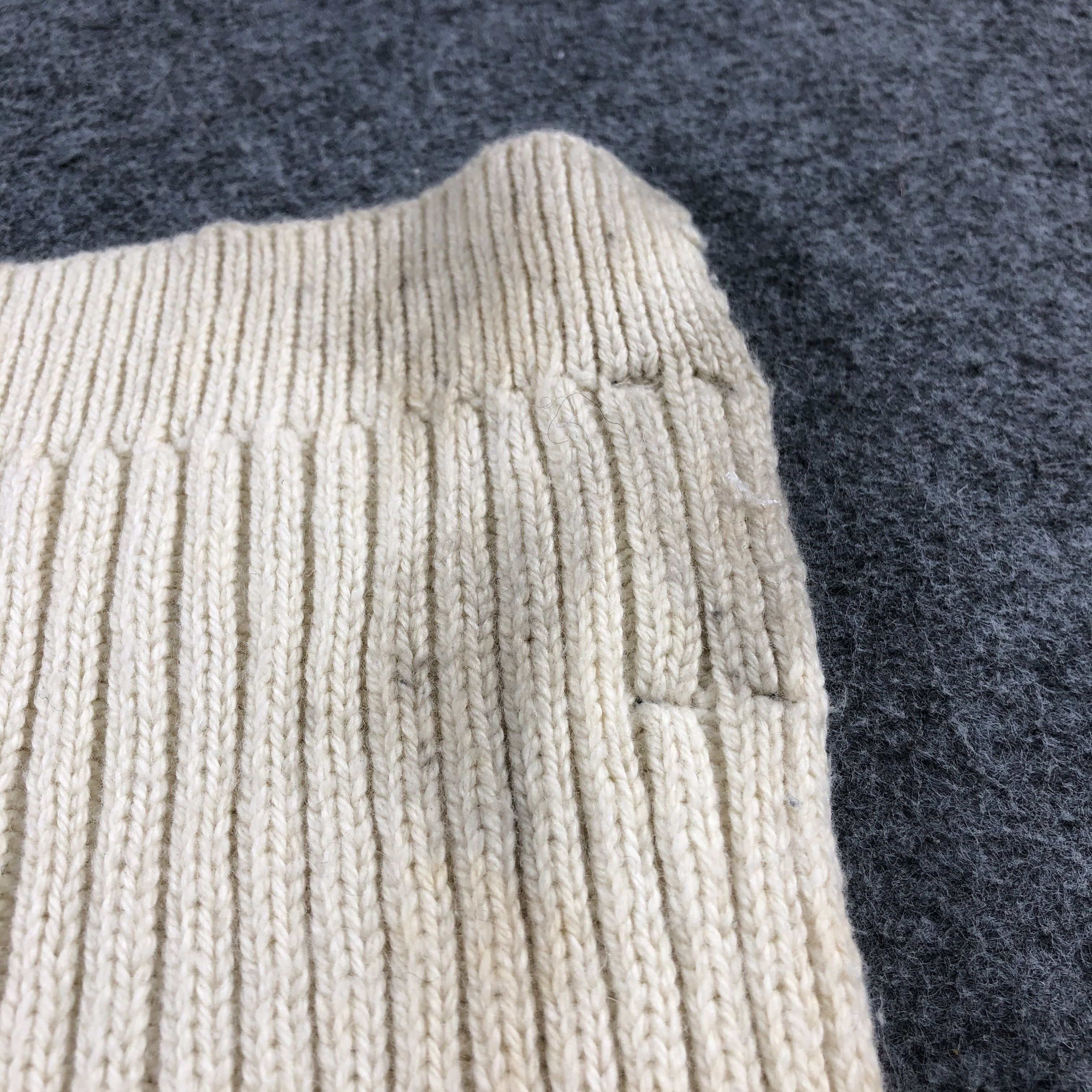 Victorinox Victorinox Pleated Wool Scarf Muffler V687 Size ONE SIZE - 17 Thumbnail