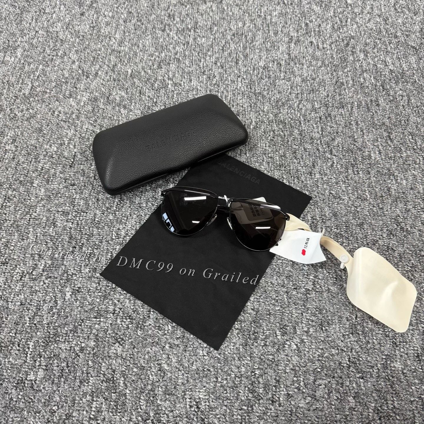 Balenciaga Balenciaga Temple Letter Logo Sunglasses Size ONE SIZE - 1 Thumbnail