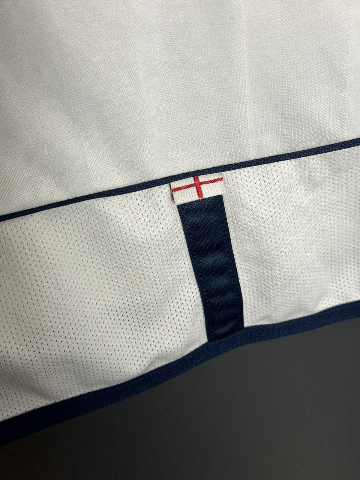 Umbro England National Team 01/03 Home Owen Football Jersey Shirt Size US L / EU 52-54 / 3 - 5 Thumbnail