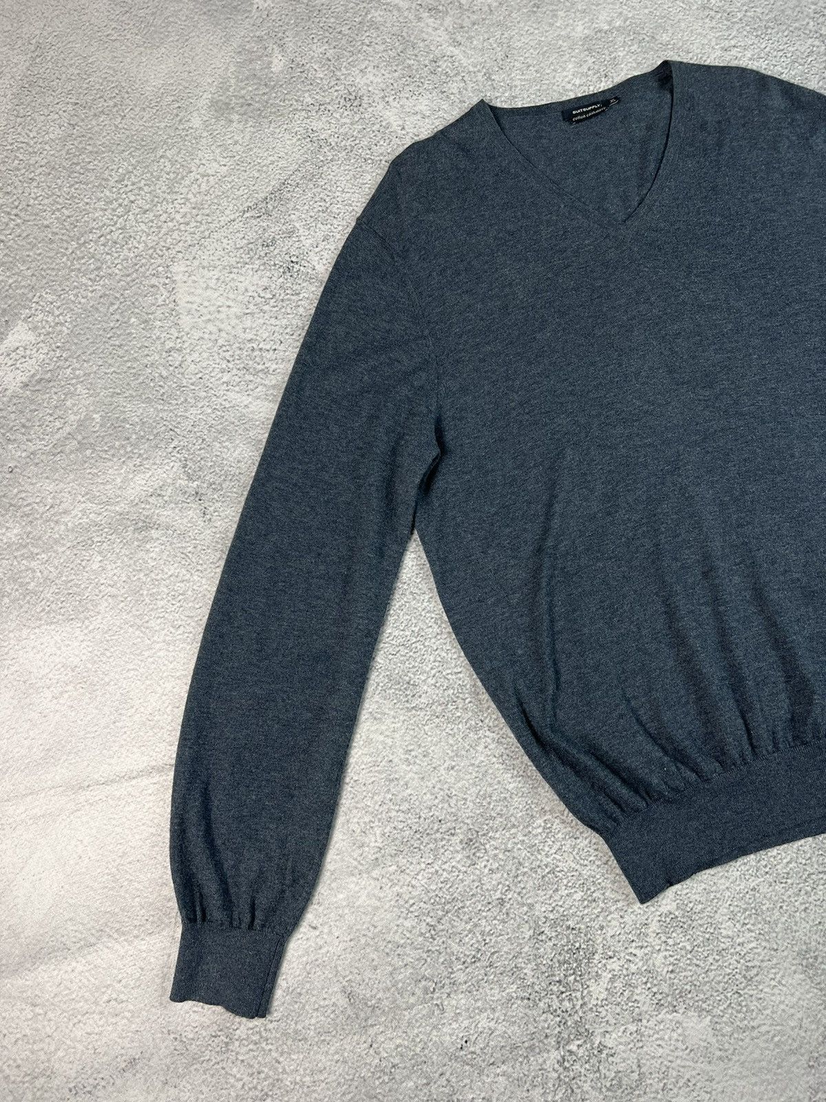 Designer × Suitsupply Suitsupply knit v neck jumper Size US XL / EU 56 / 4 - 3 Thumbnail