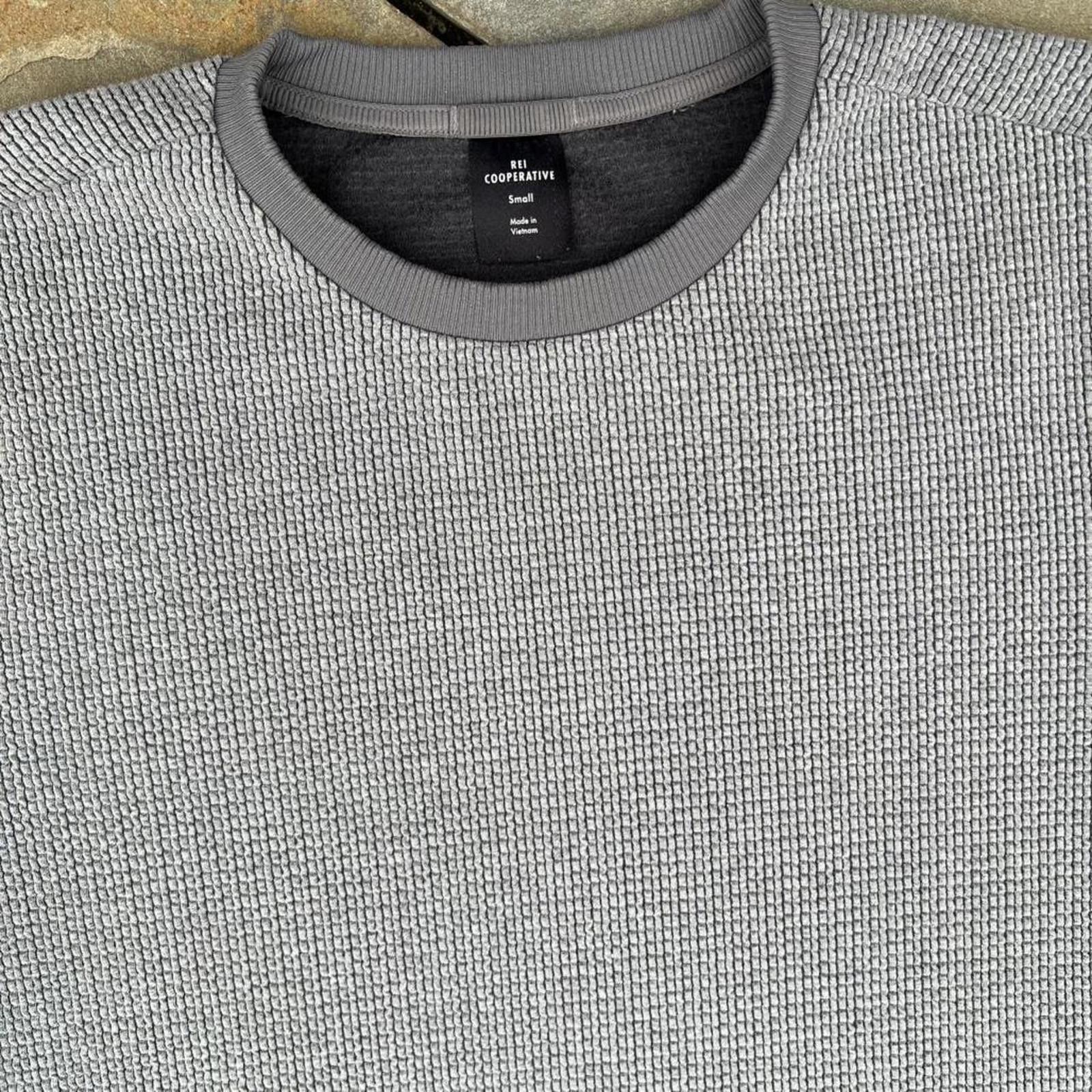 Other Minimalist Gorpcore Grey Textured Knit Crewneck Sweatshirt Size US S / EU 44-46 / 1 - 2 Thumbnail