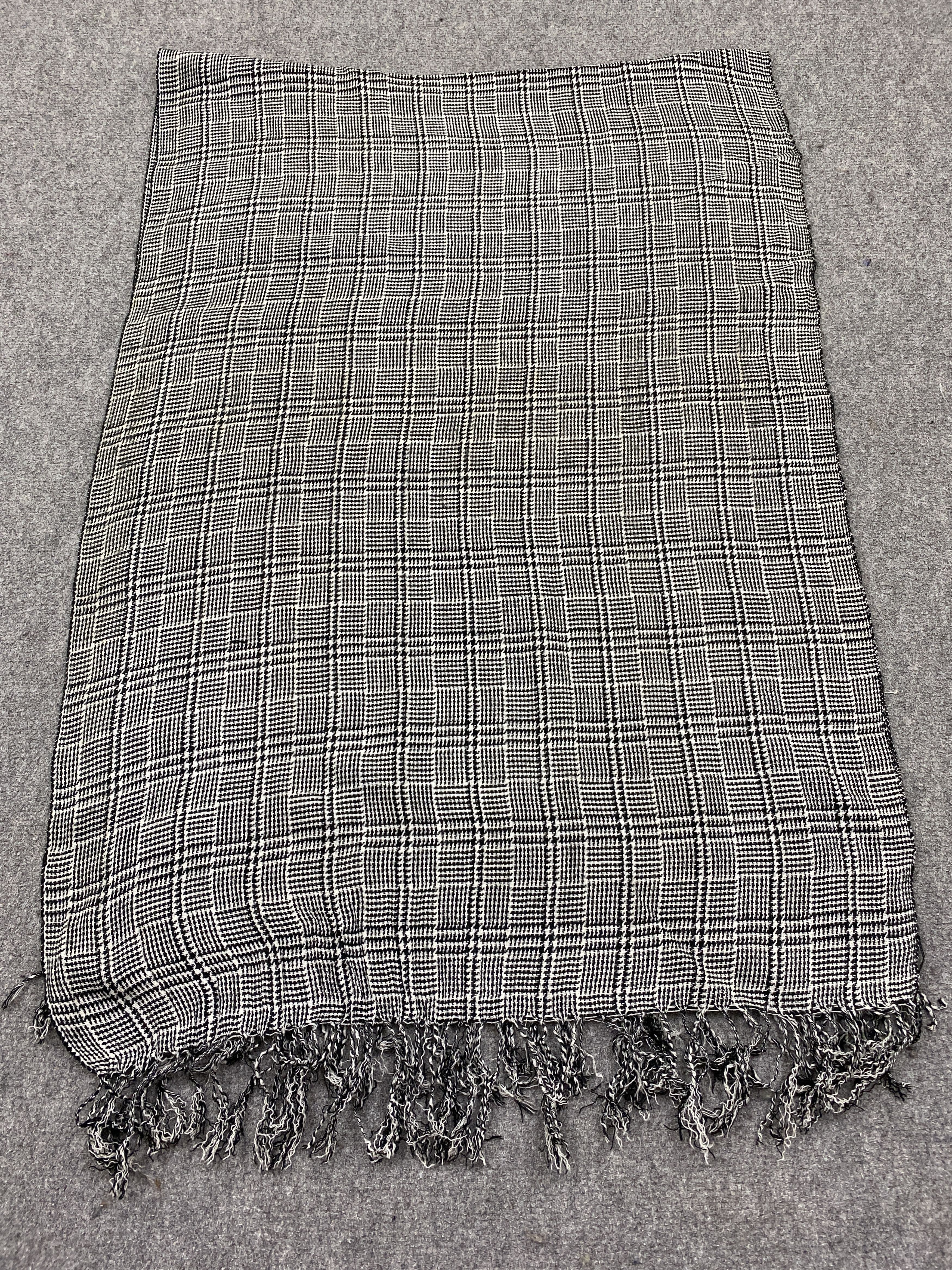 Japanese Brand Tkmixpice Scarf / Muffler / Neckwear - SC0225 Size ONE SIZE - 4 Thumbnail