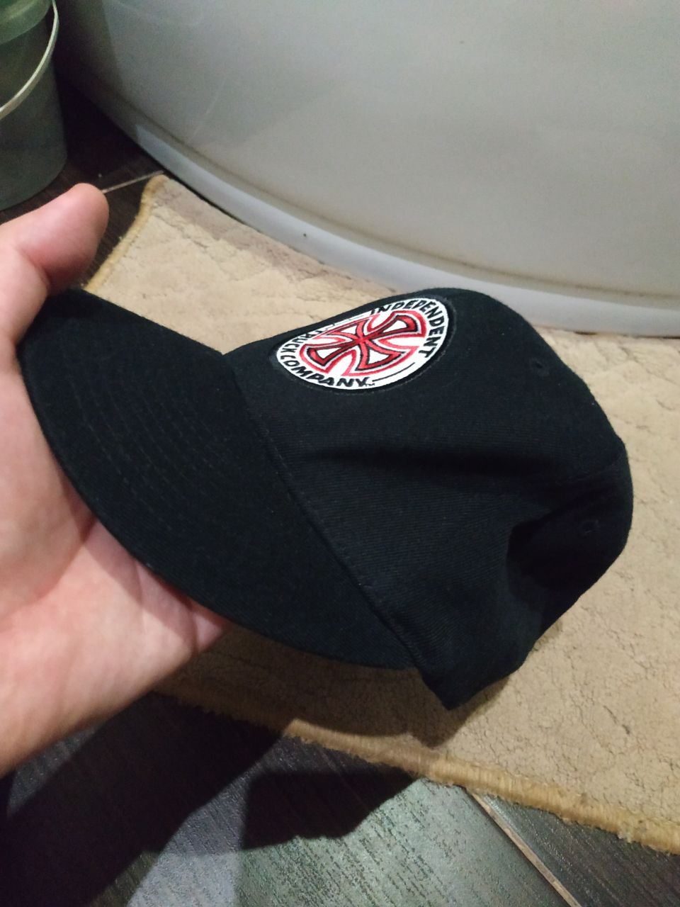 Italia Independent Independent Truck Co. Cross Logo Flexfit Hat Black/Red Size ONE SIZE - 13 Thumbnail