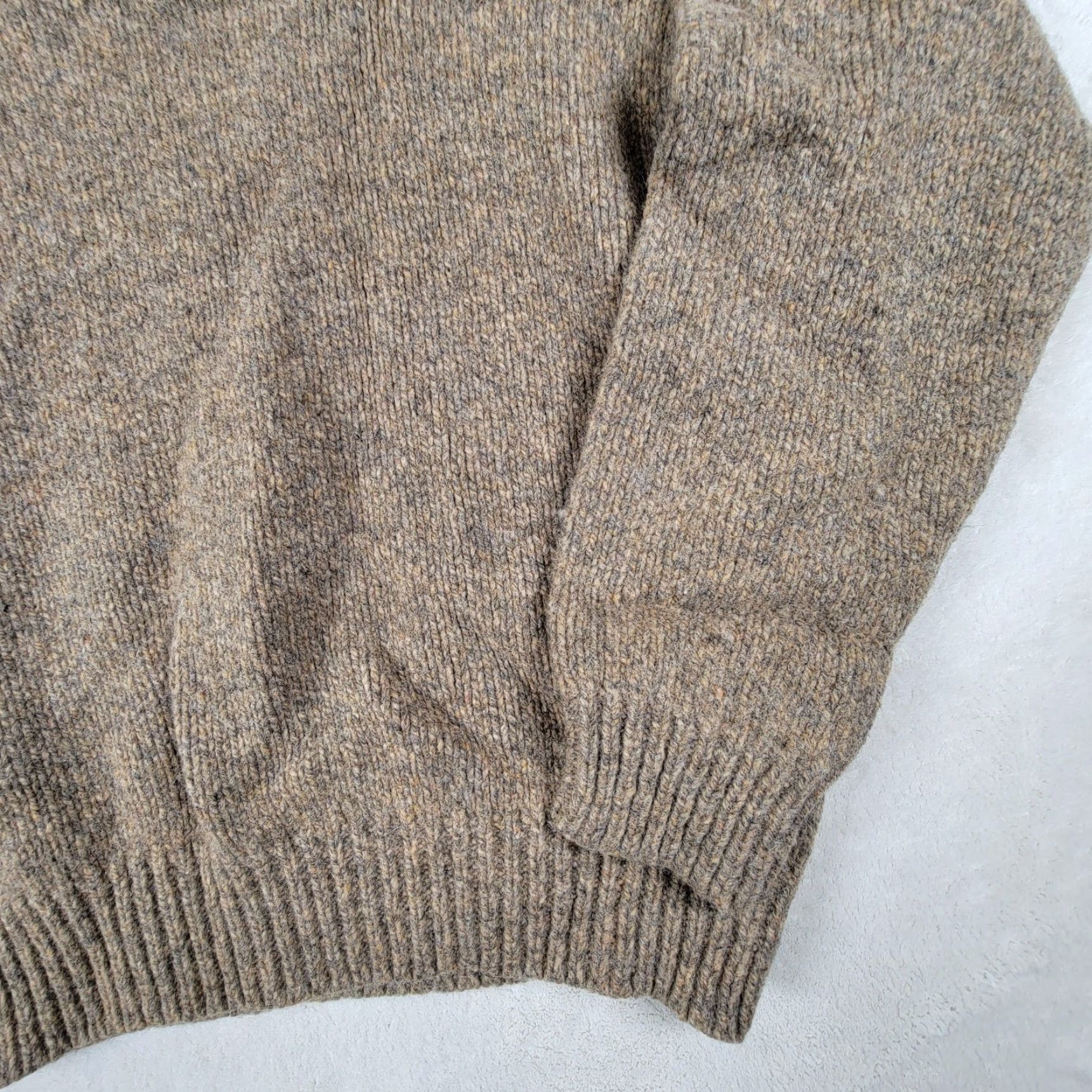Vintage L. L. BEAN 100% LambsWool Men's Small Four Button Pullover Sweater Size US S / EU 44-46 / 1 - 2 Thumbnail