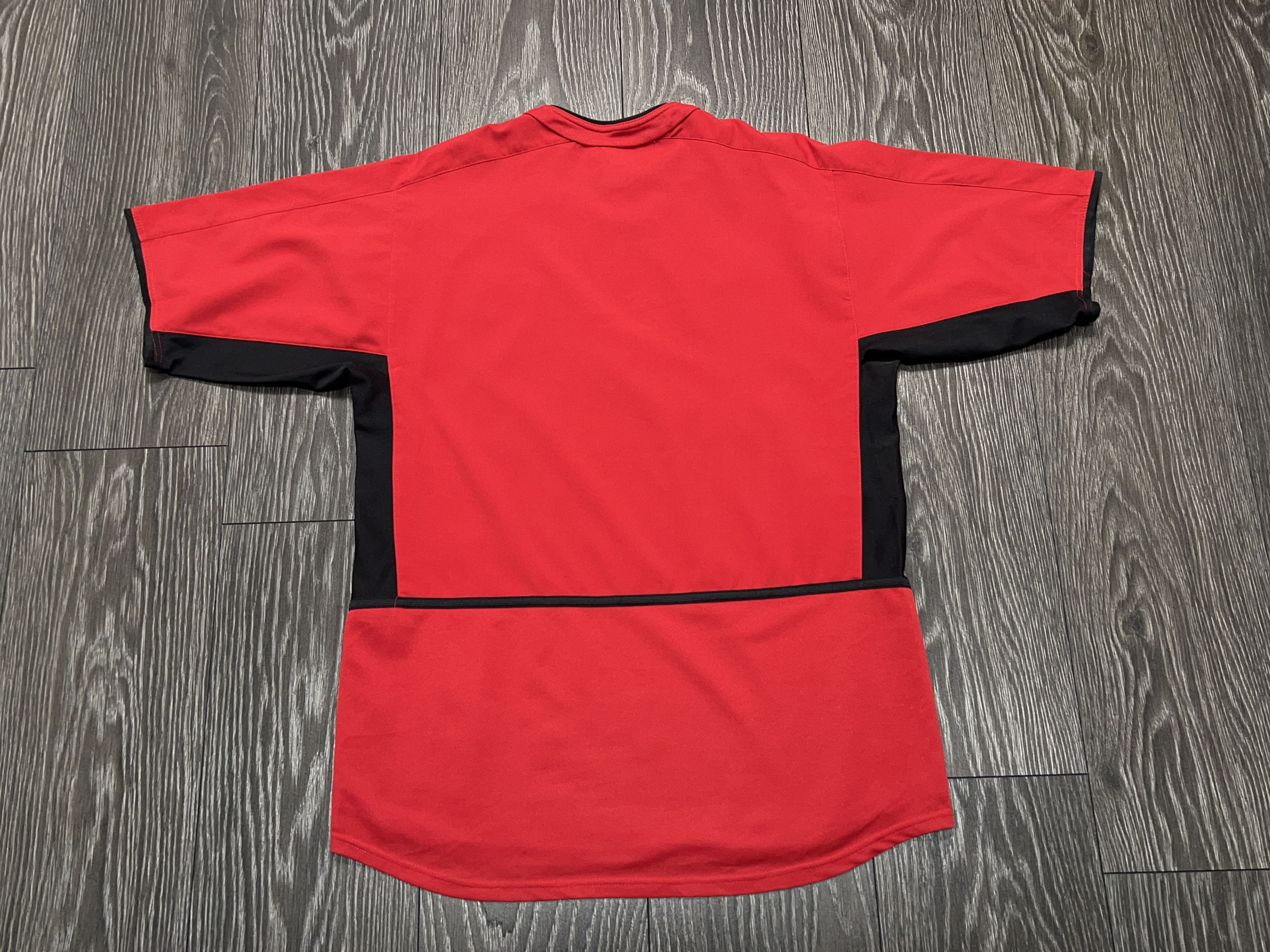 Nike Mens 2002 2004 Home Football Soccer Shirt Jersey Size M Size US M / EU 48-50 / 2 - 11 Thumbnail
